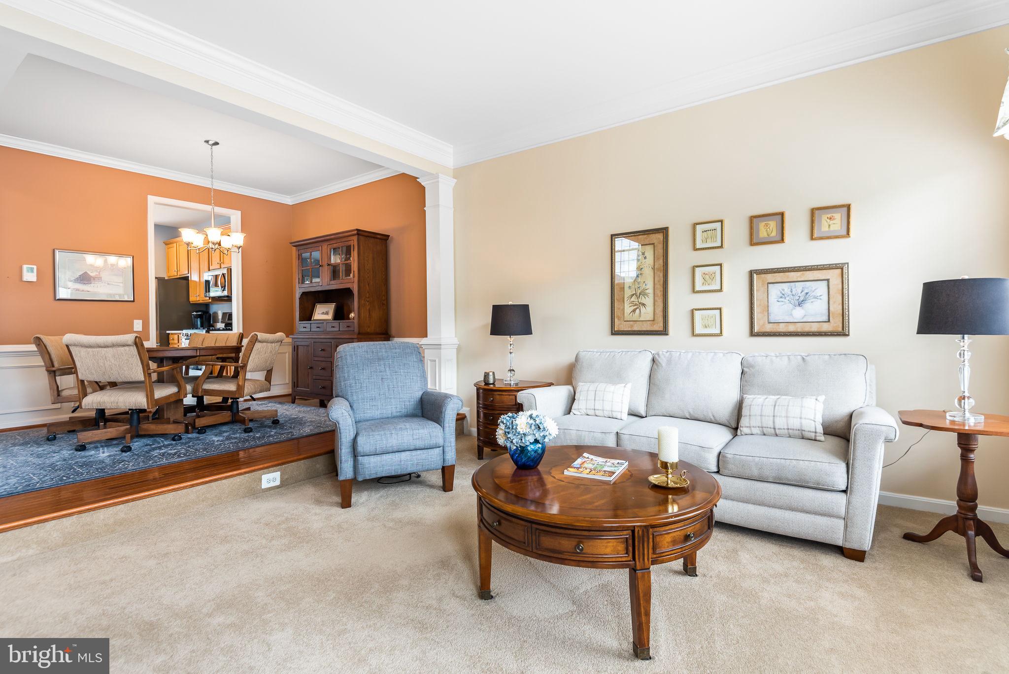 TALL OAKS - Residential