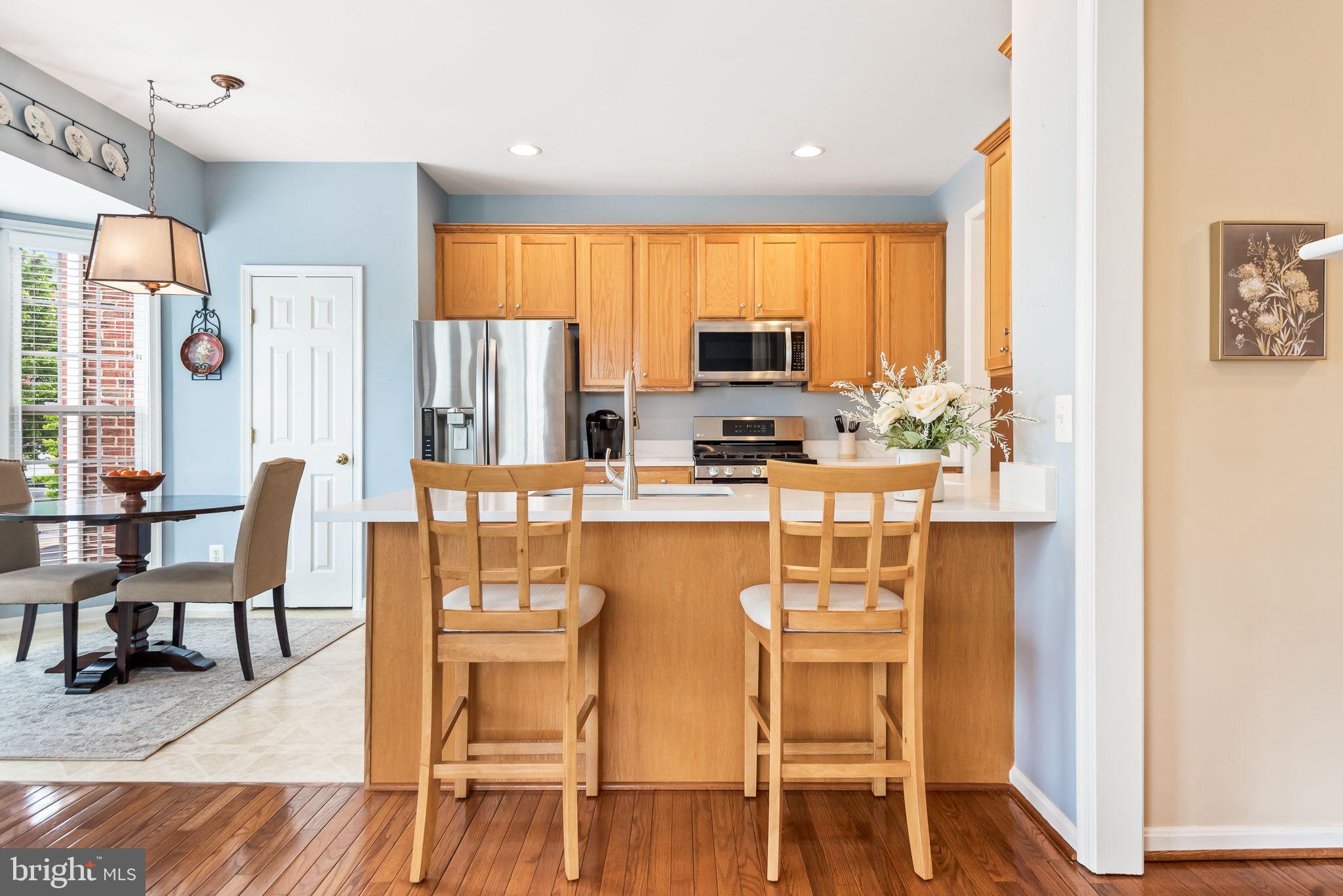 TALL OAKS - Residential