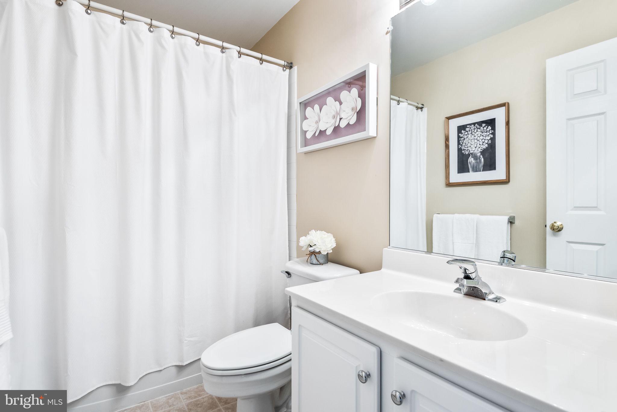 TALL OAKS - Residential