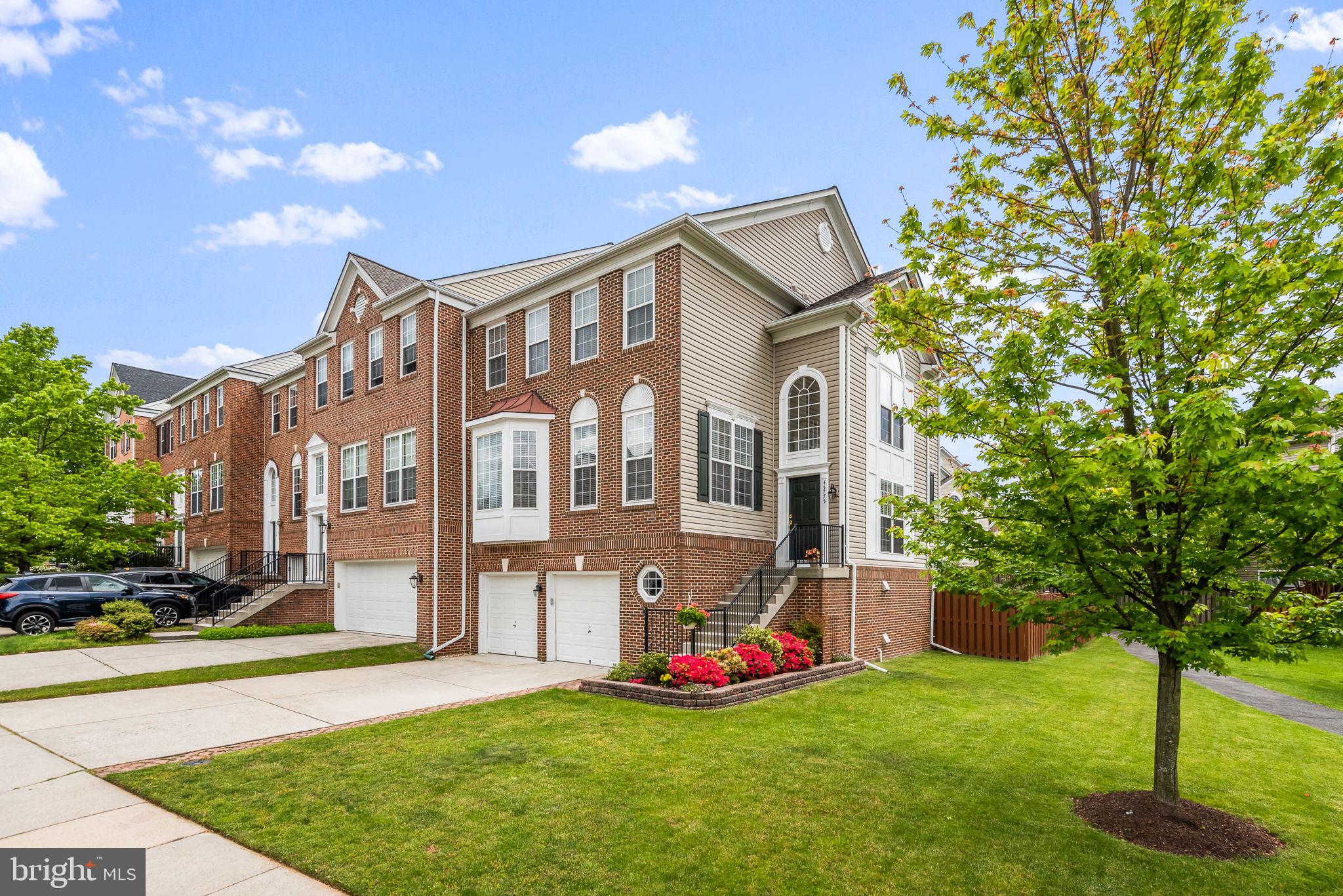 TALL OAKS - Residential