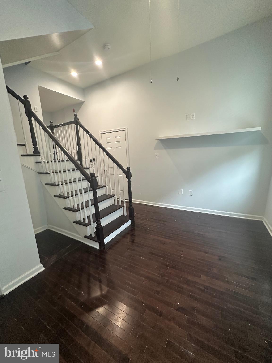 OLDE KENSINGTON - Residential Lease