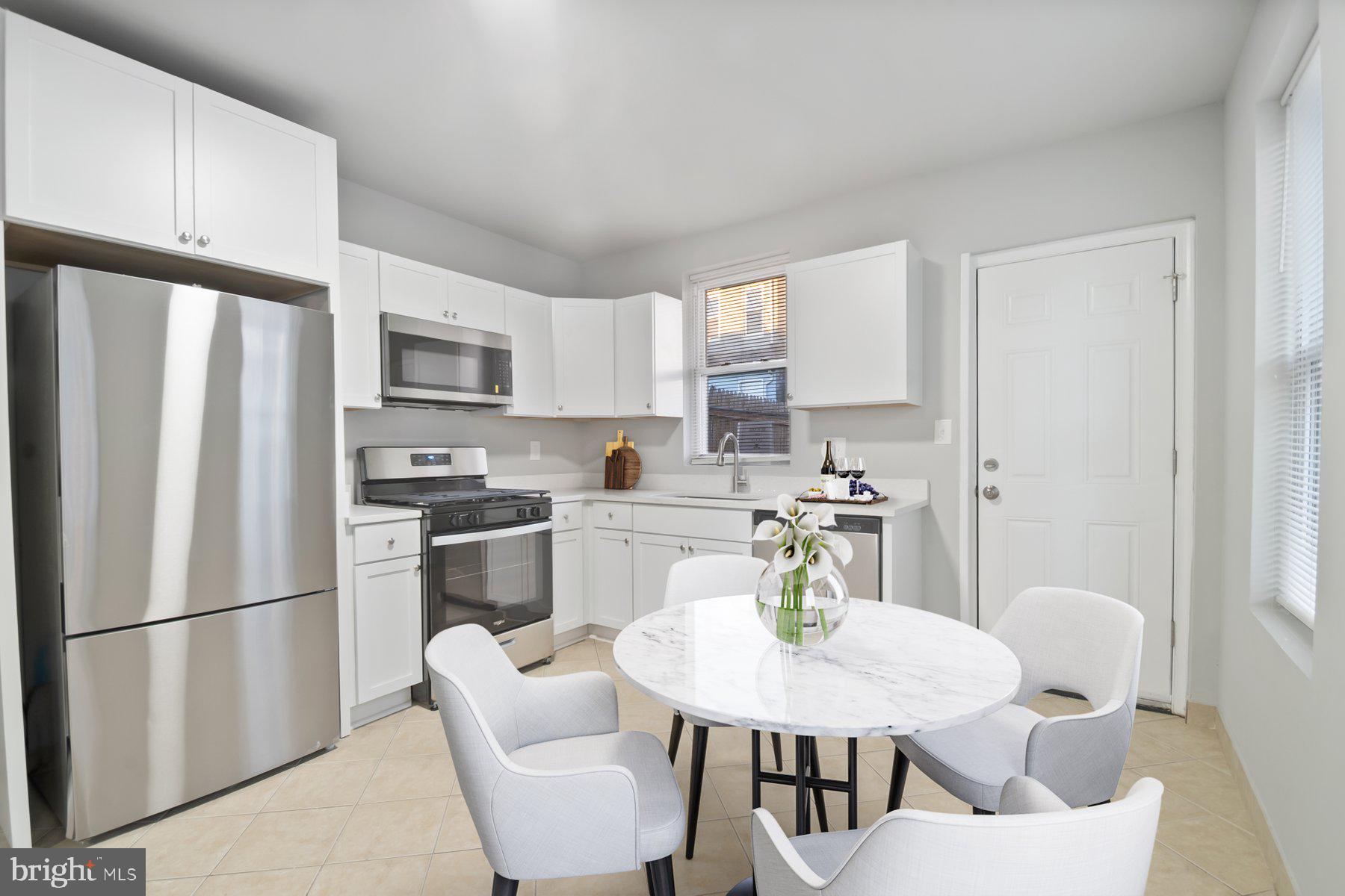 EAST MONUMENT HISTORIC DISTRICT - Residential