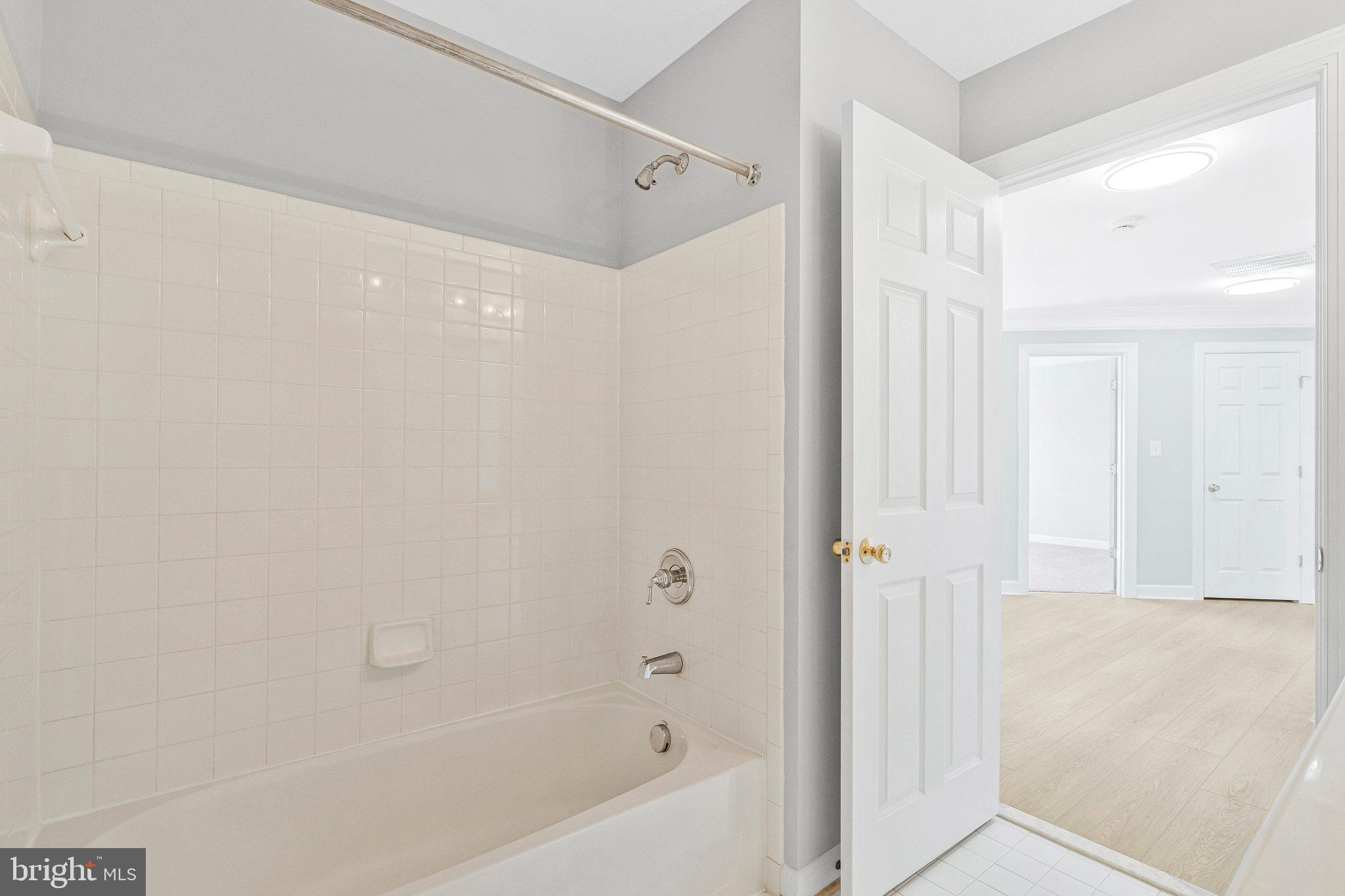 FARMWELL - Residential Lease