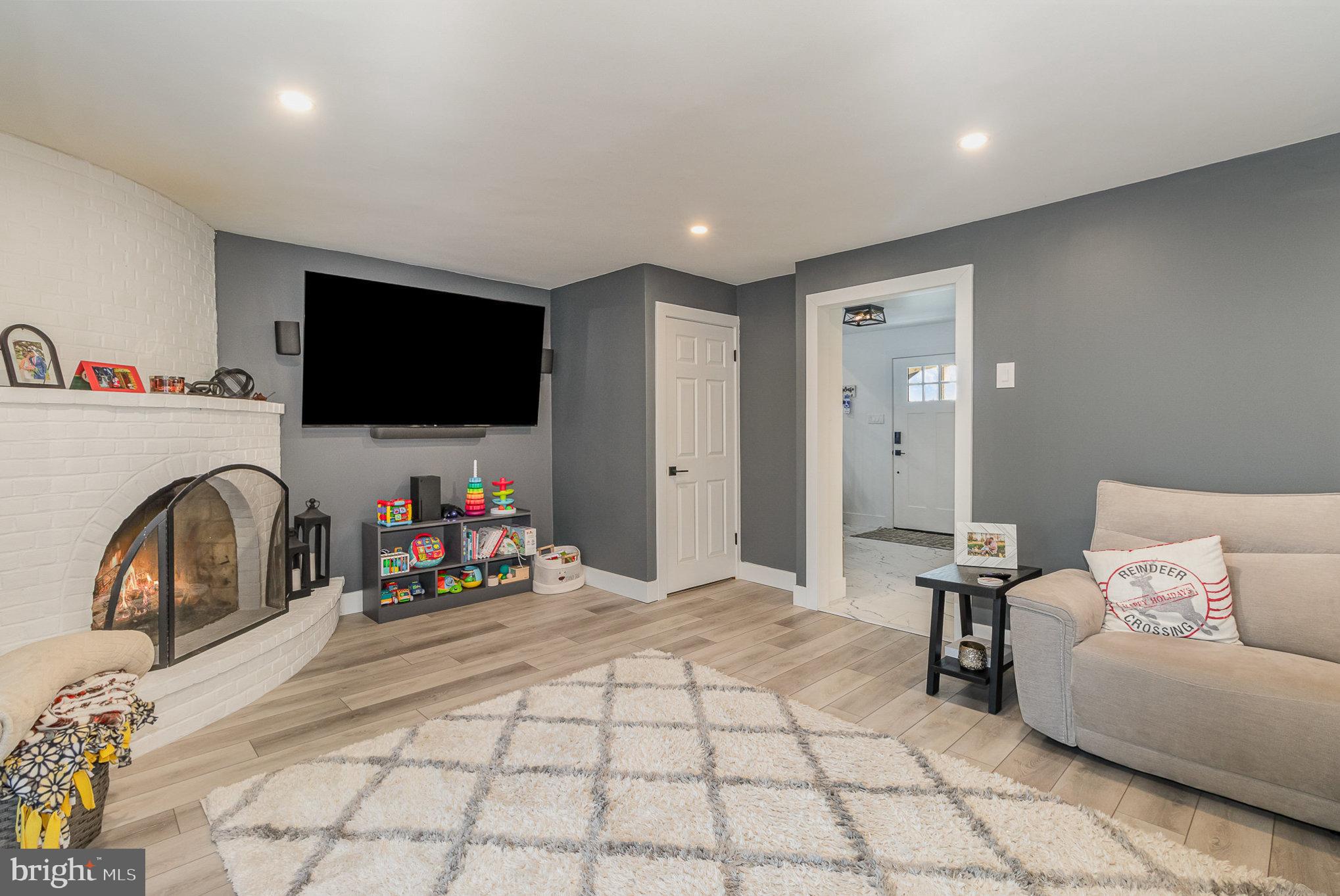 MECHANICSBURG BOROUGH - Residential