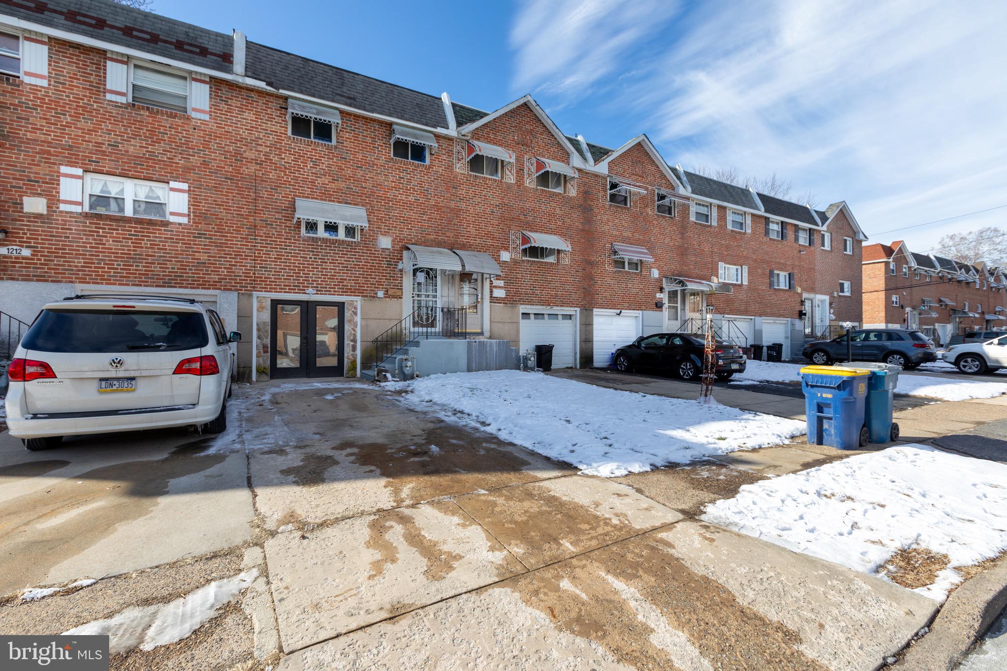 1210 TRIBBETT AVENUE