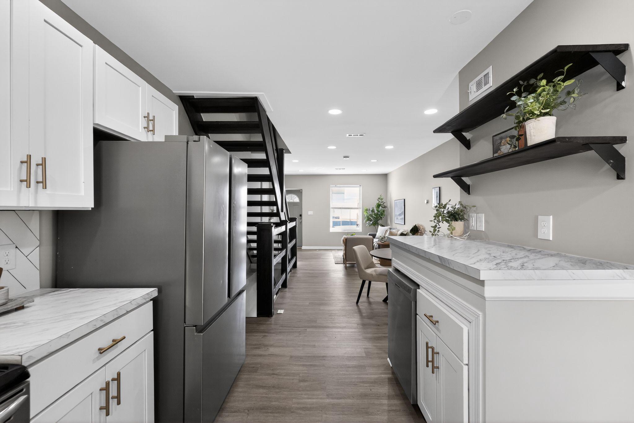 POINT BREEZE - Residential