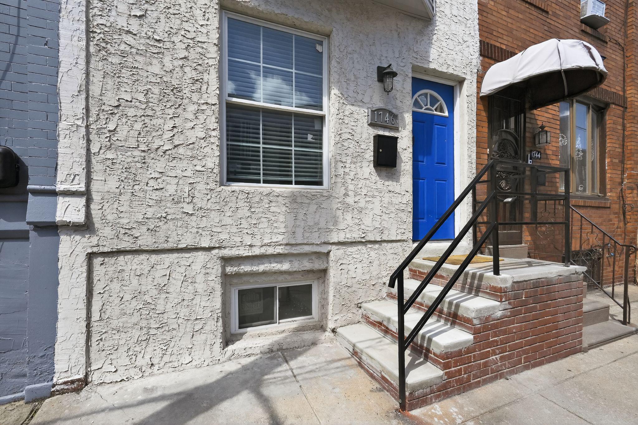 POINT BREEZE - Residential