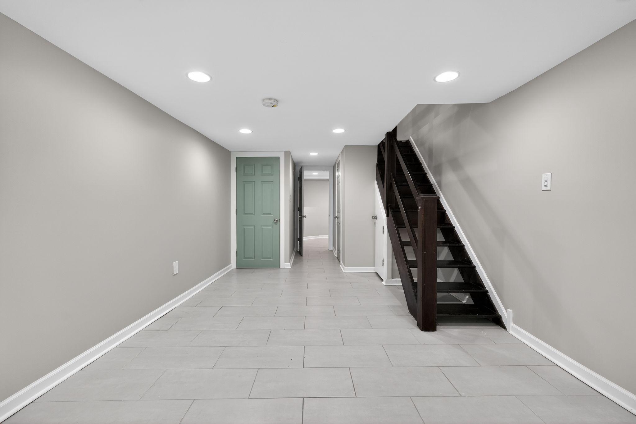 POINT BREEZE - Residential