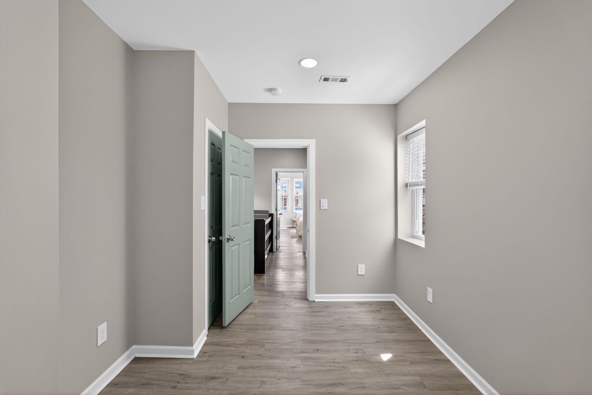 POINT BREEZE - Residential