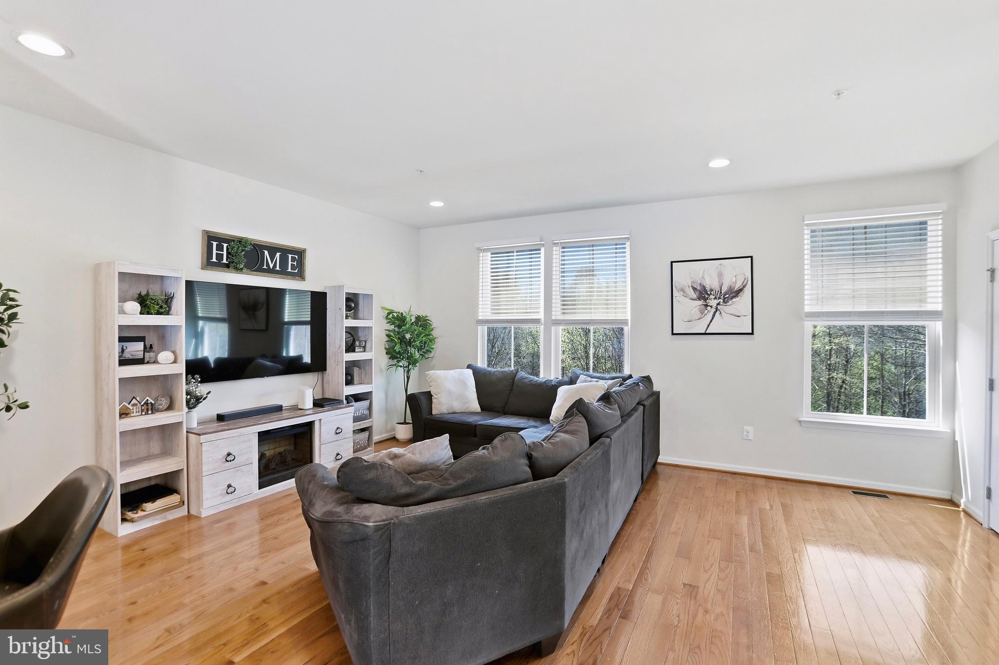 BRUNSWICK CROSSING - Residential