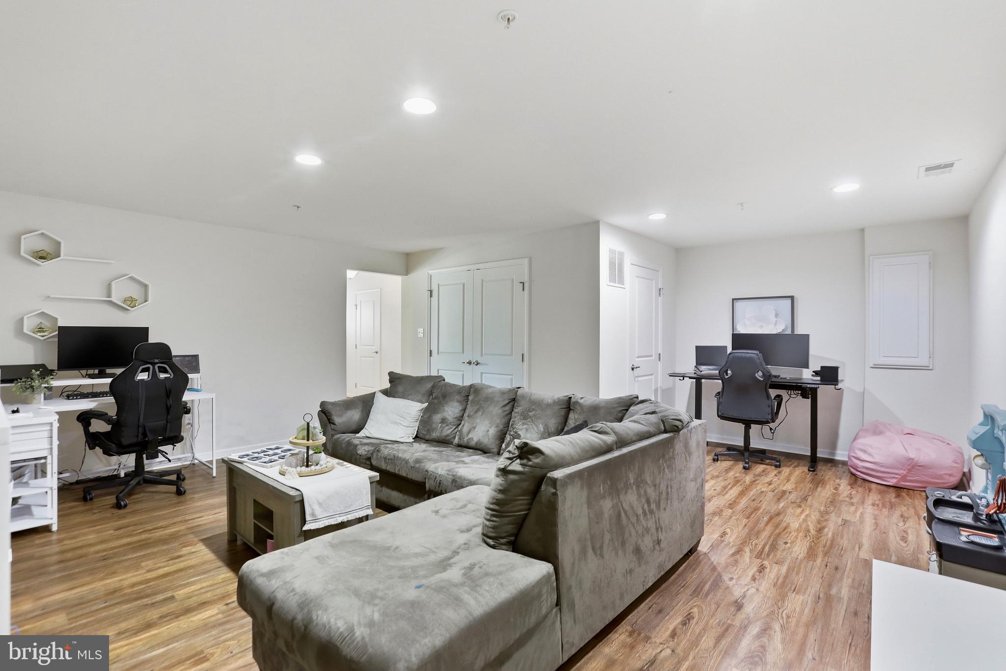 BRUNSWICK CROSSING - Residential