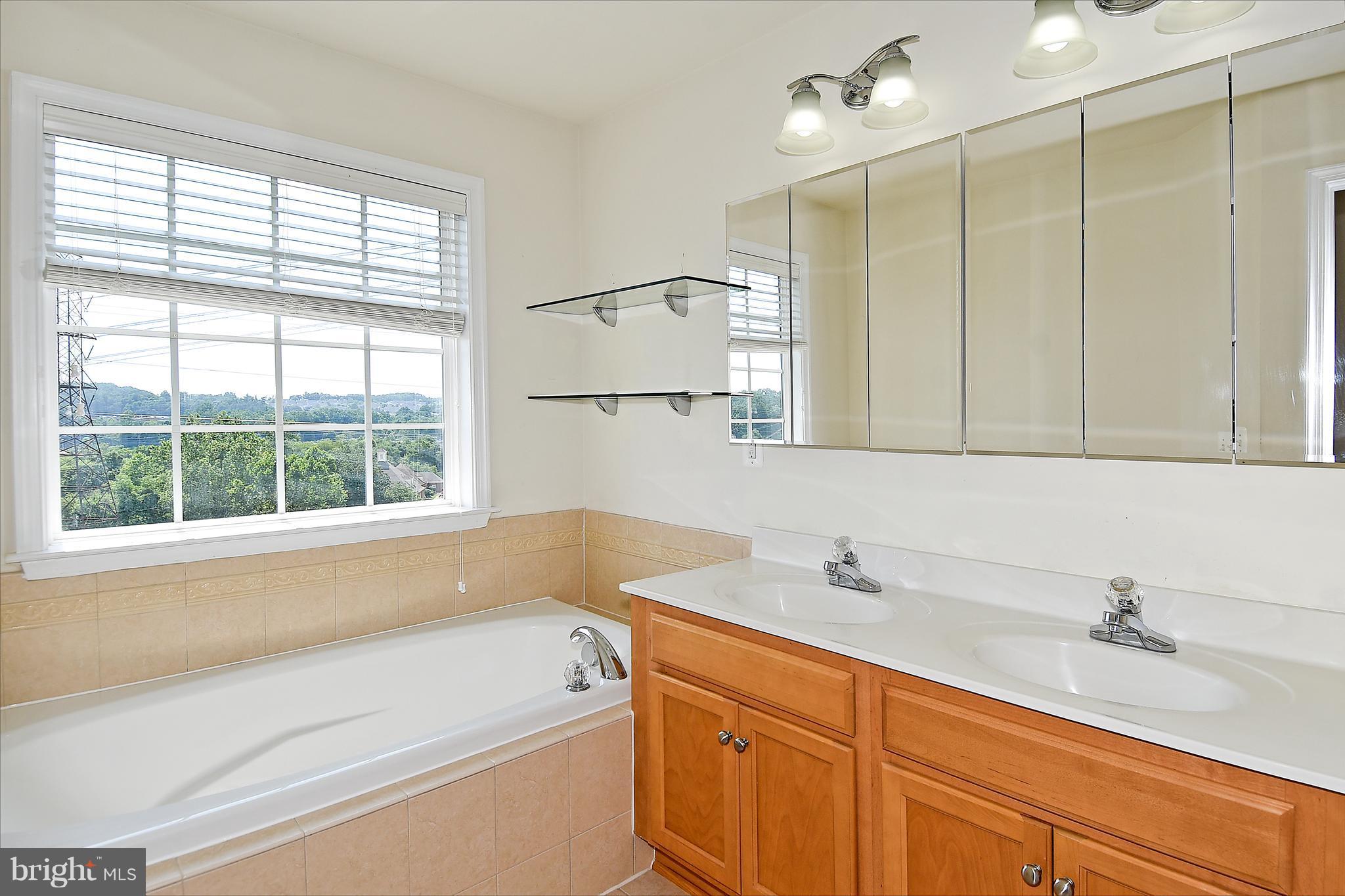 RIPPON LANDING - Residential Lease