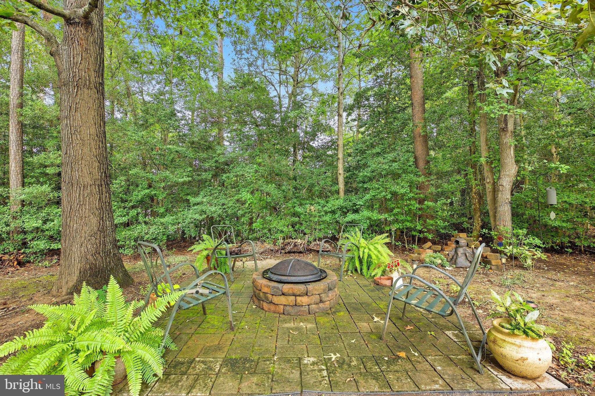 WILLOW WOODS - Residential