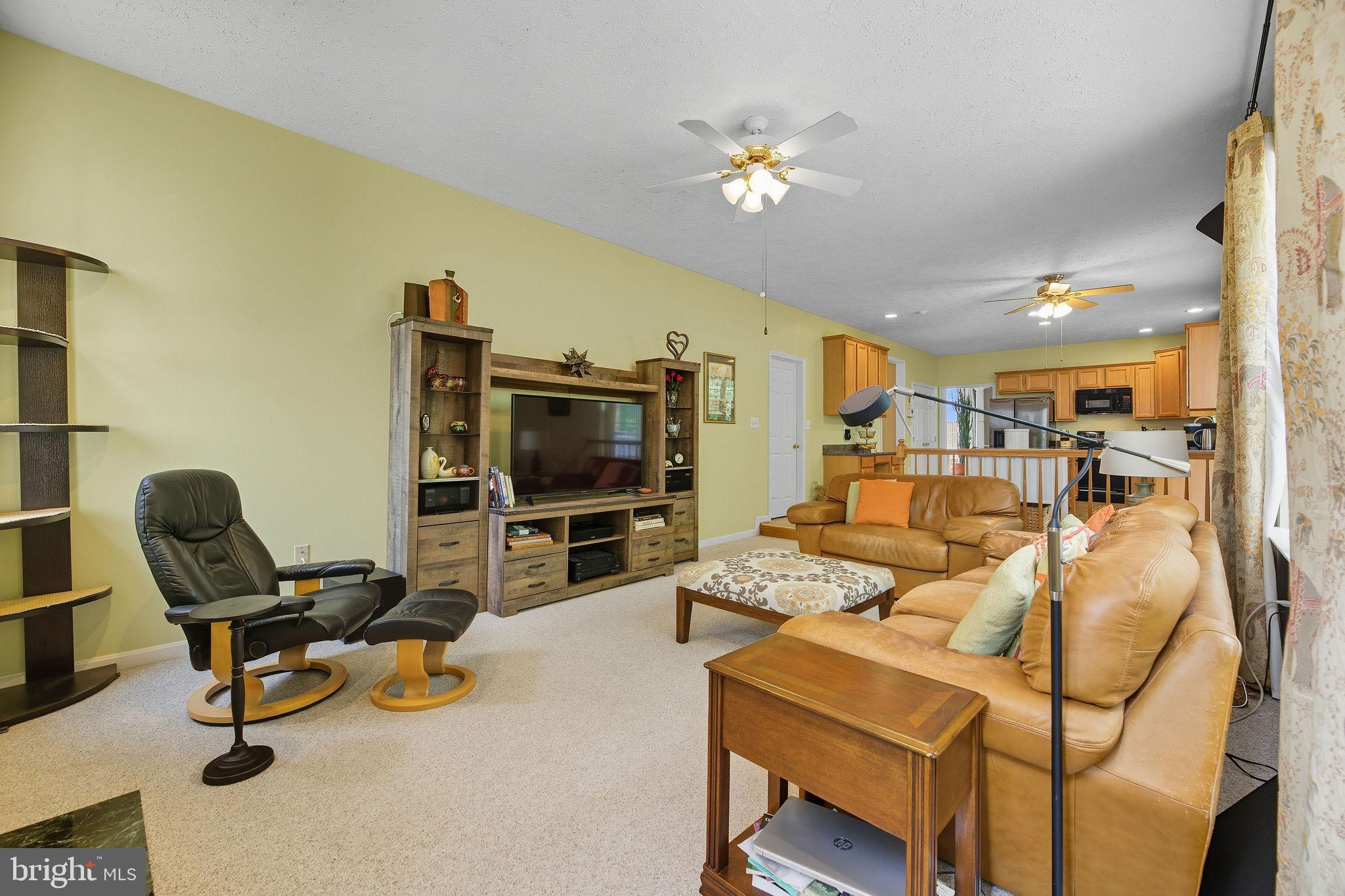 WILLOW WOODS - Residential