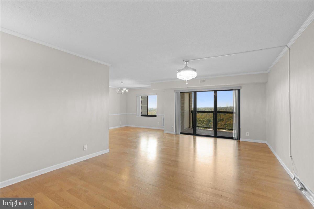 205 YOAKUM PARKWAY 1508