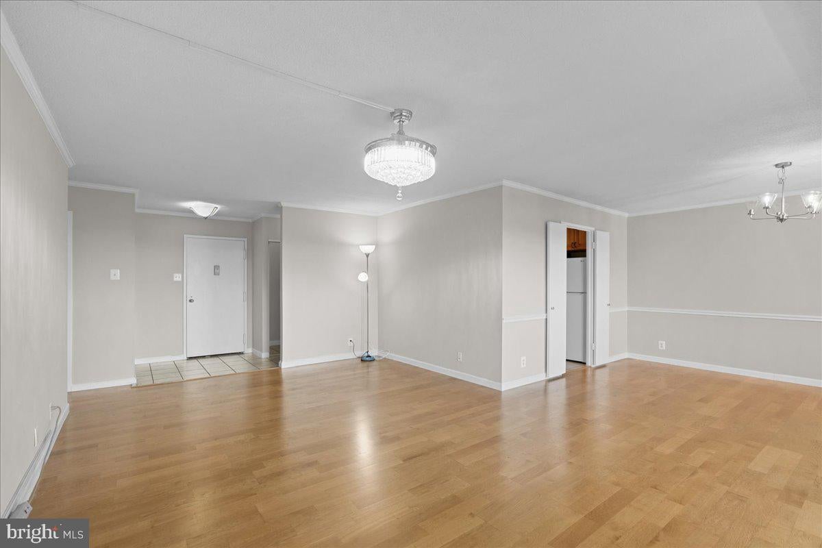 205 YOAKUM PARKWAY 1508