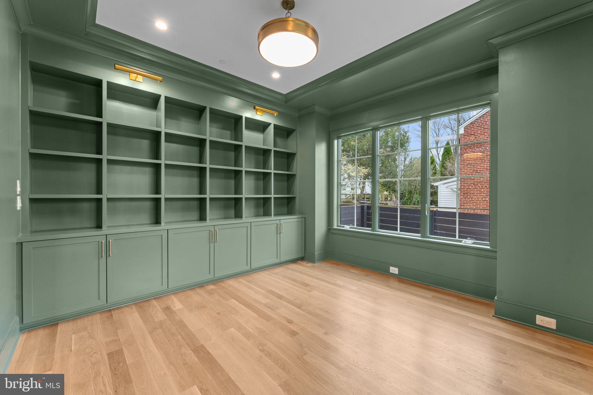 BRADLEY VILLAGE - Residential