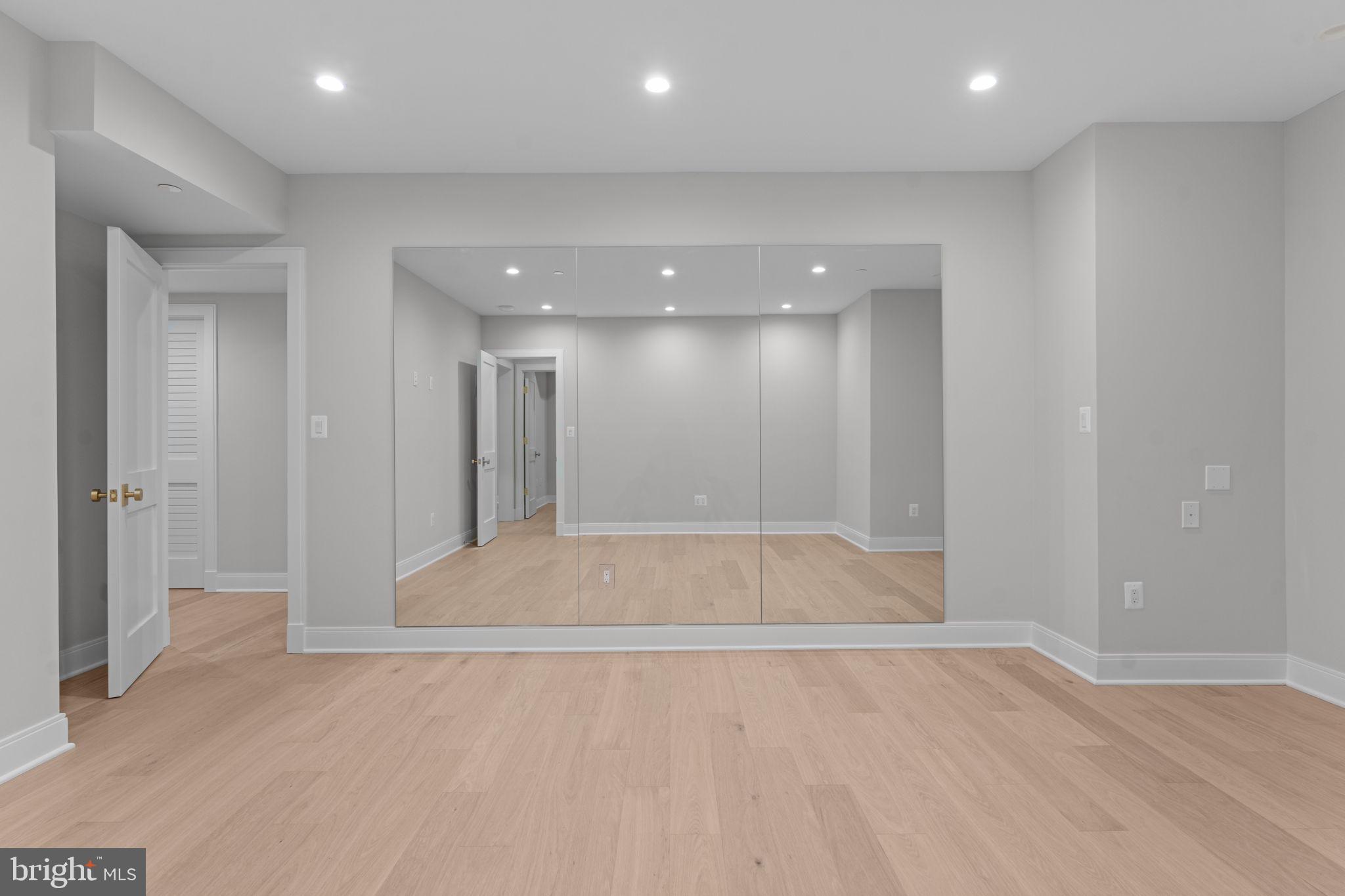 BRADLEY VILLAGE - Residential