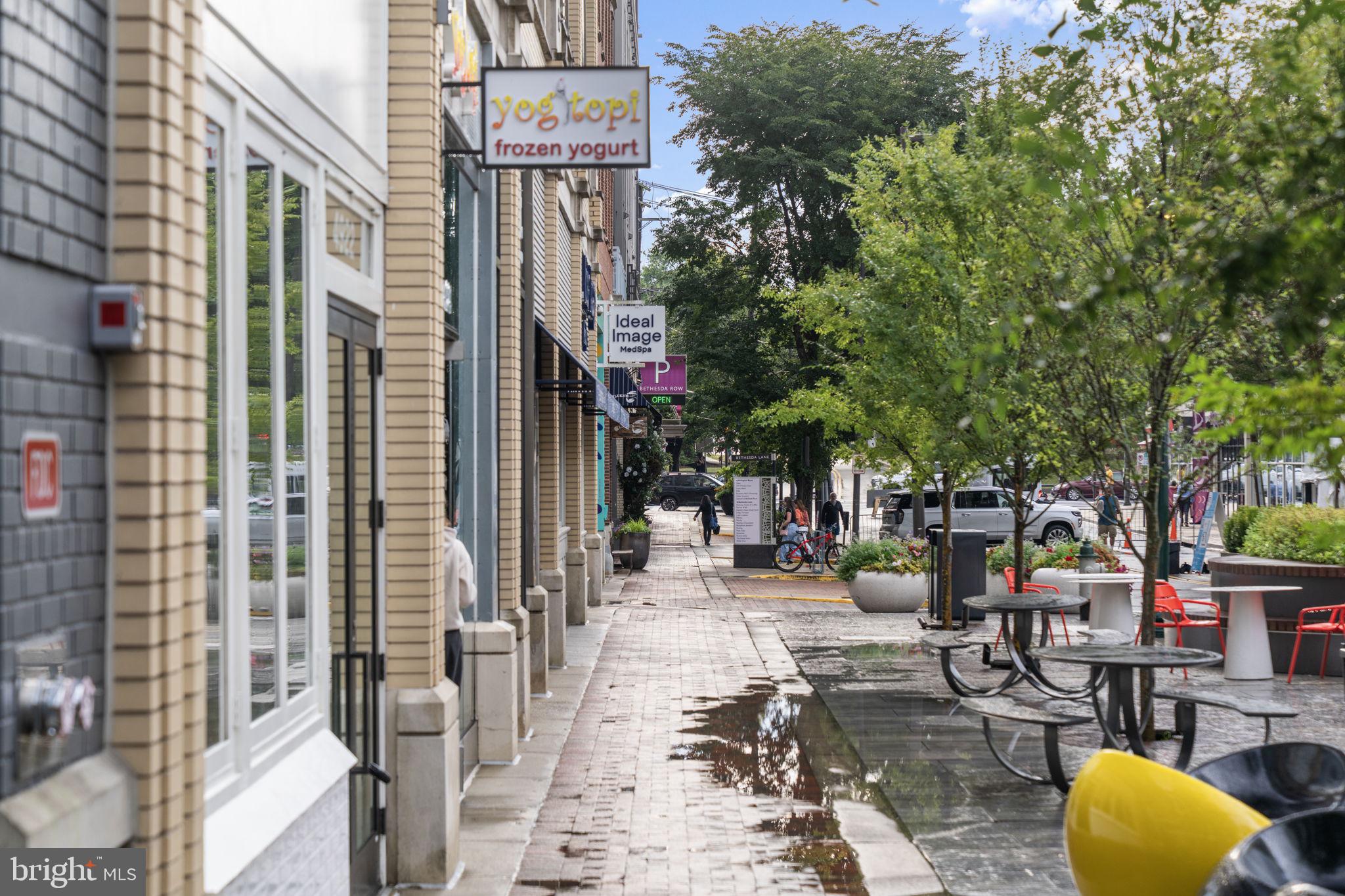 BRADLEY VILLAGE - Residential