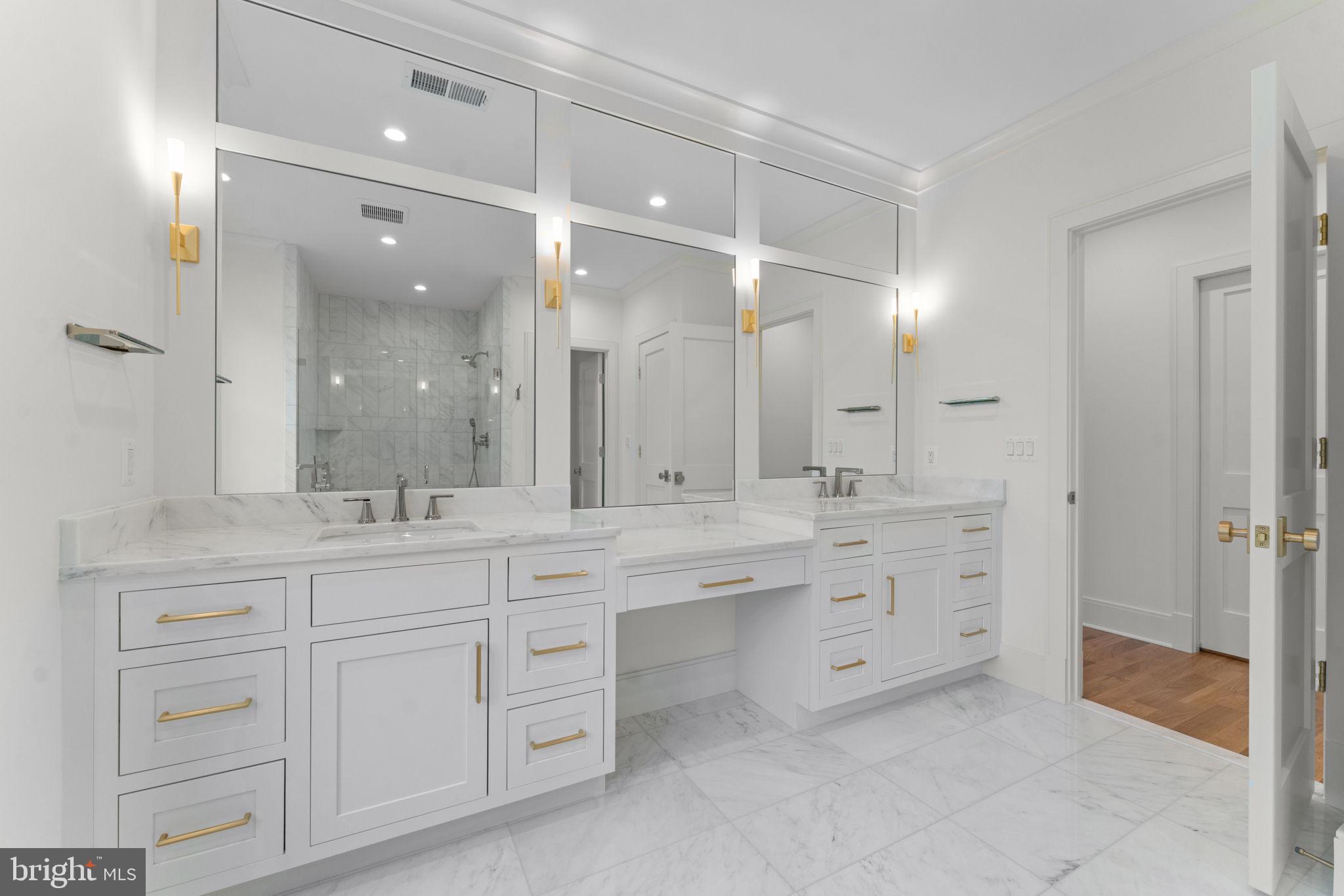 BRADLEY VILLAGE - Residential