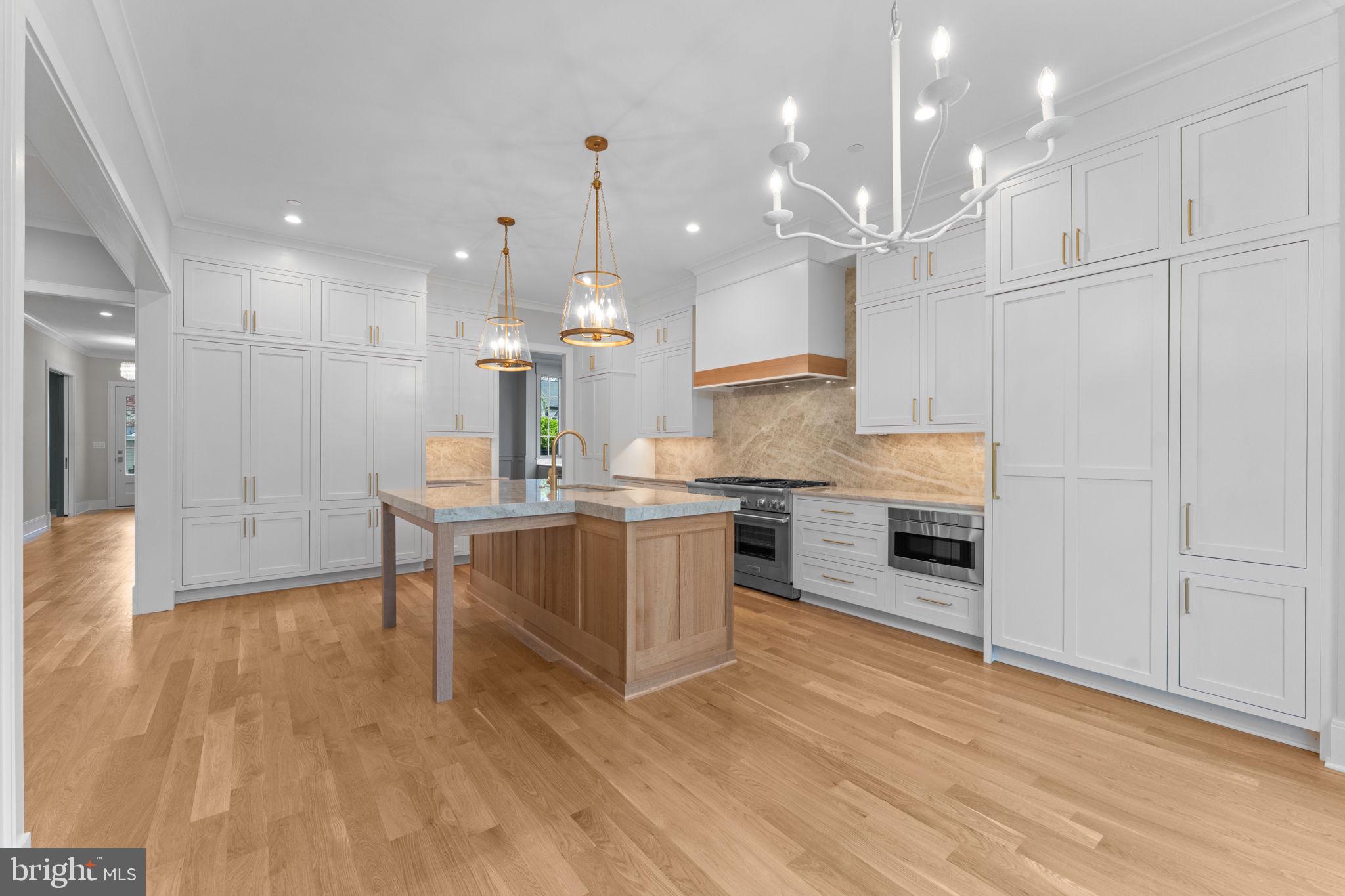 BRADLEY VILLAGE - Residential