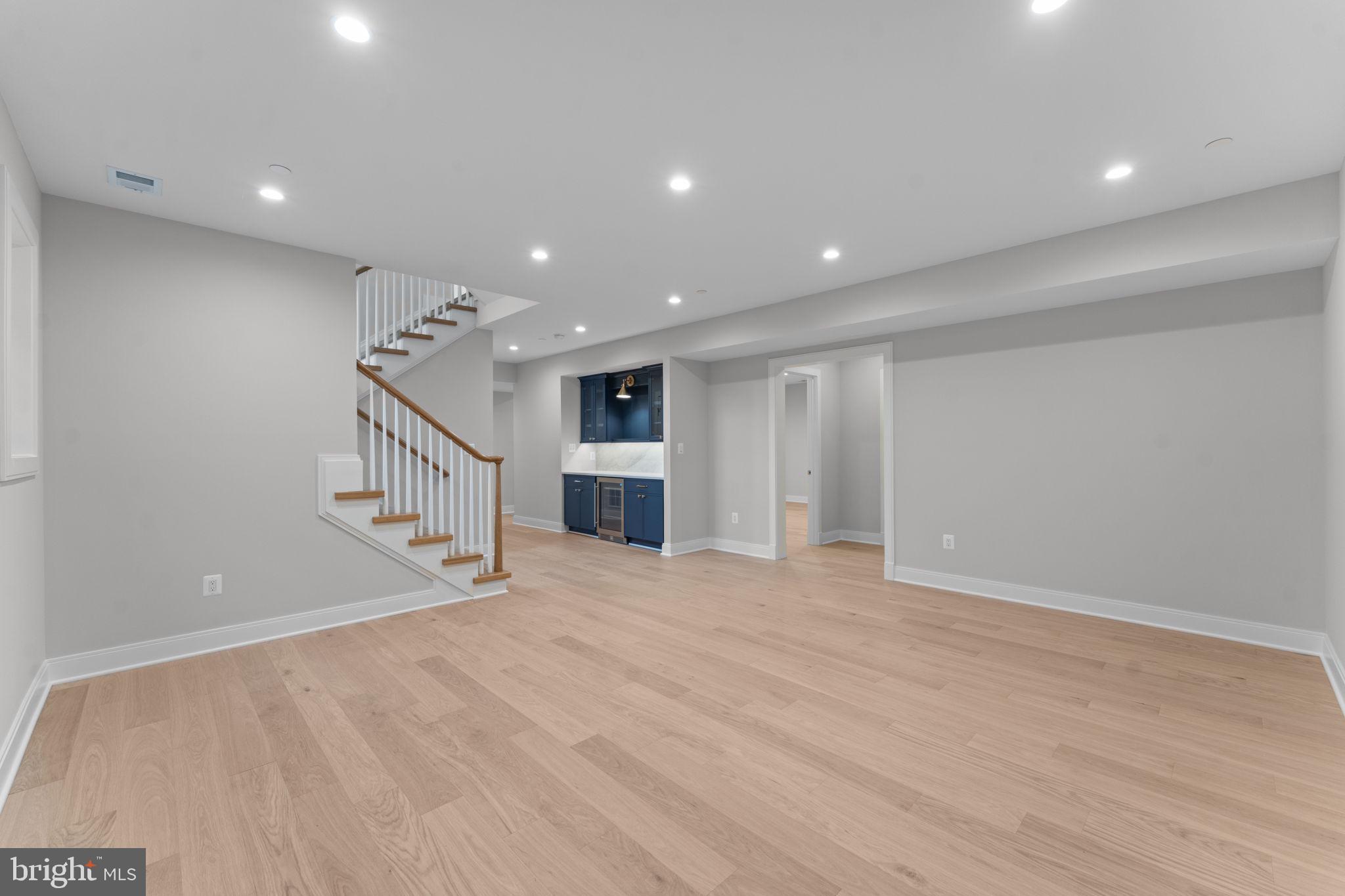 BRADLEY VILLAGE - Residential