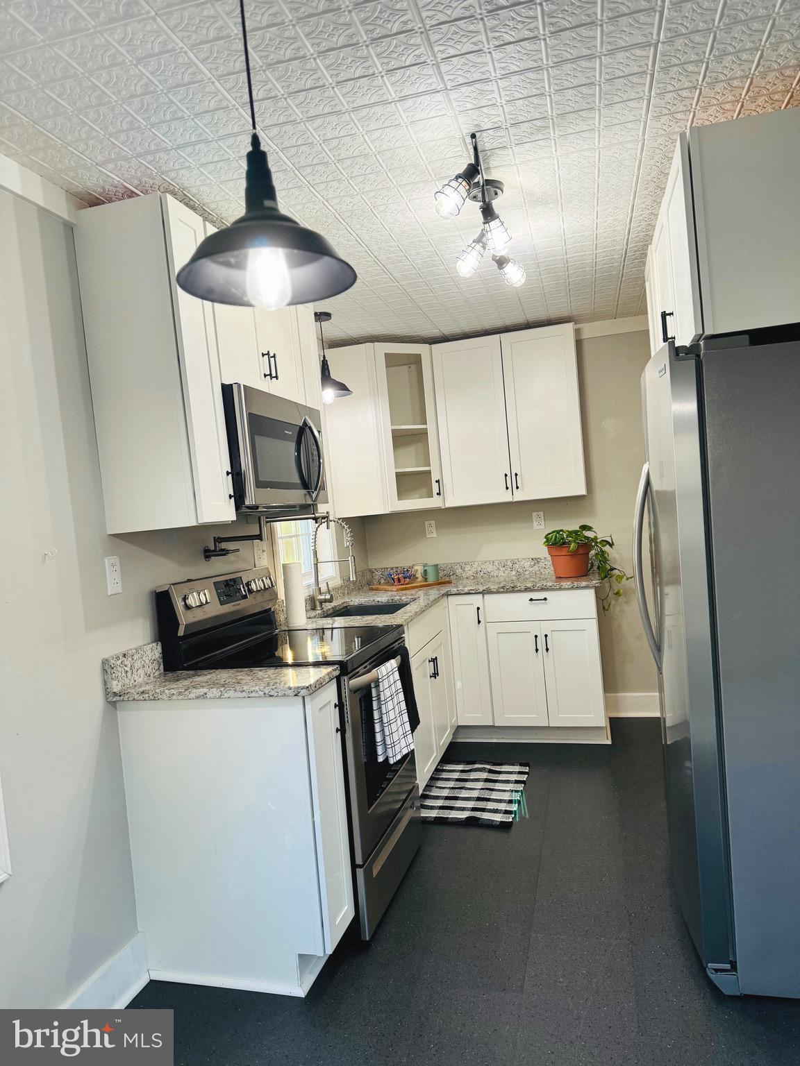 DILLARD - Residential