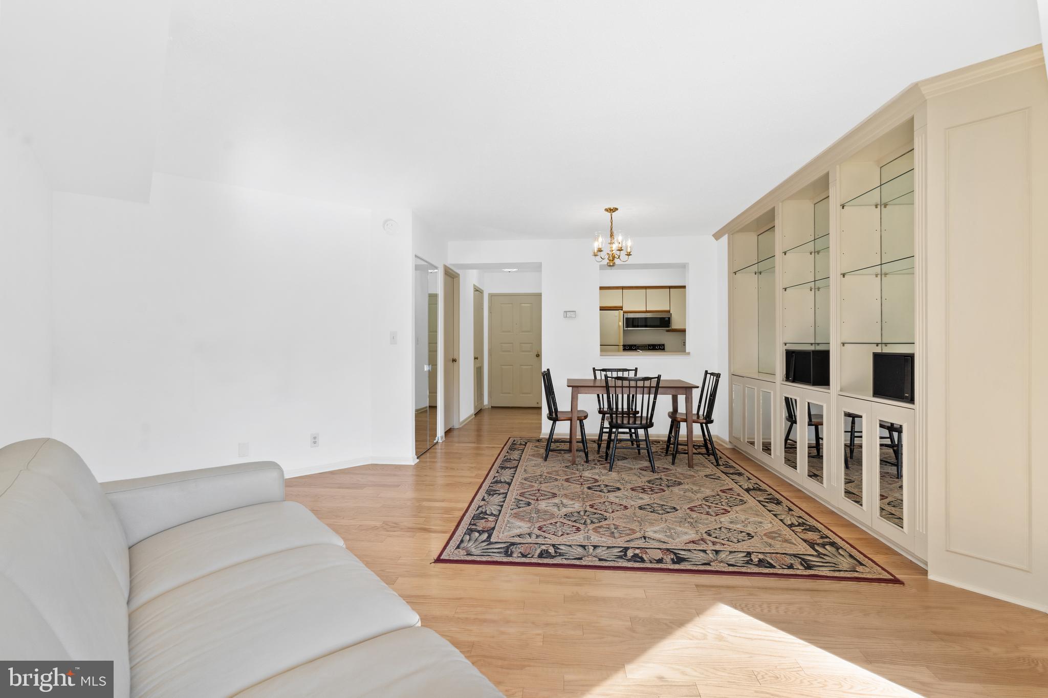 ASTORIA CONDOMINIUM - Residential Lease