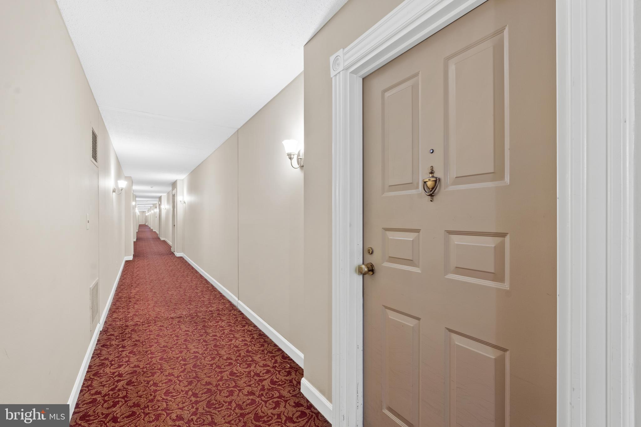 ASTORIA CONDOMINIUM - Residential Lease