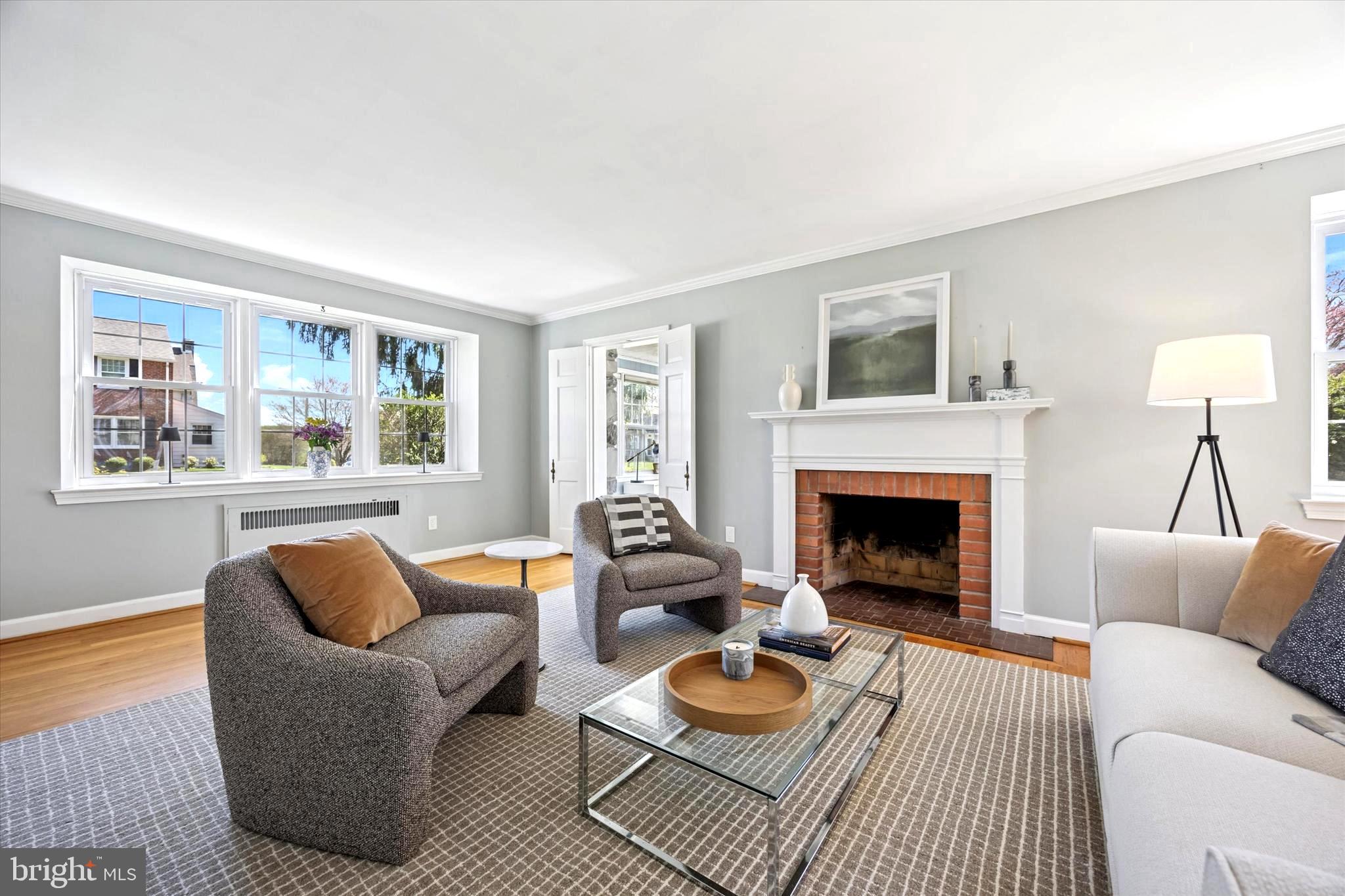 ARONIMINK ESTATES - Residential