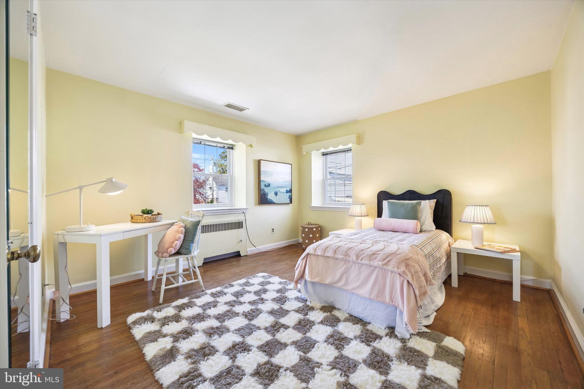 ARONIMINK ESTATES - Residential