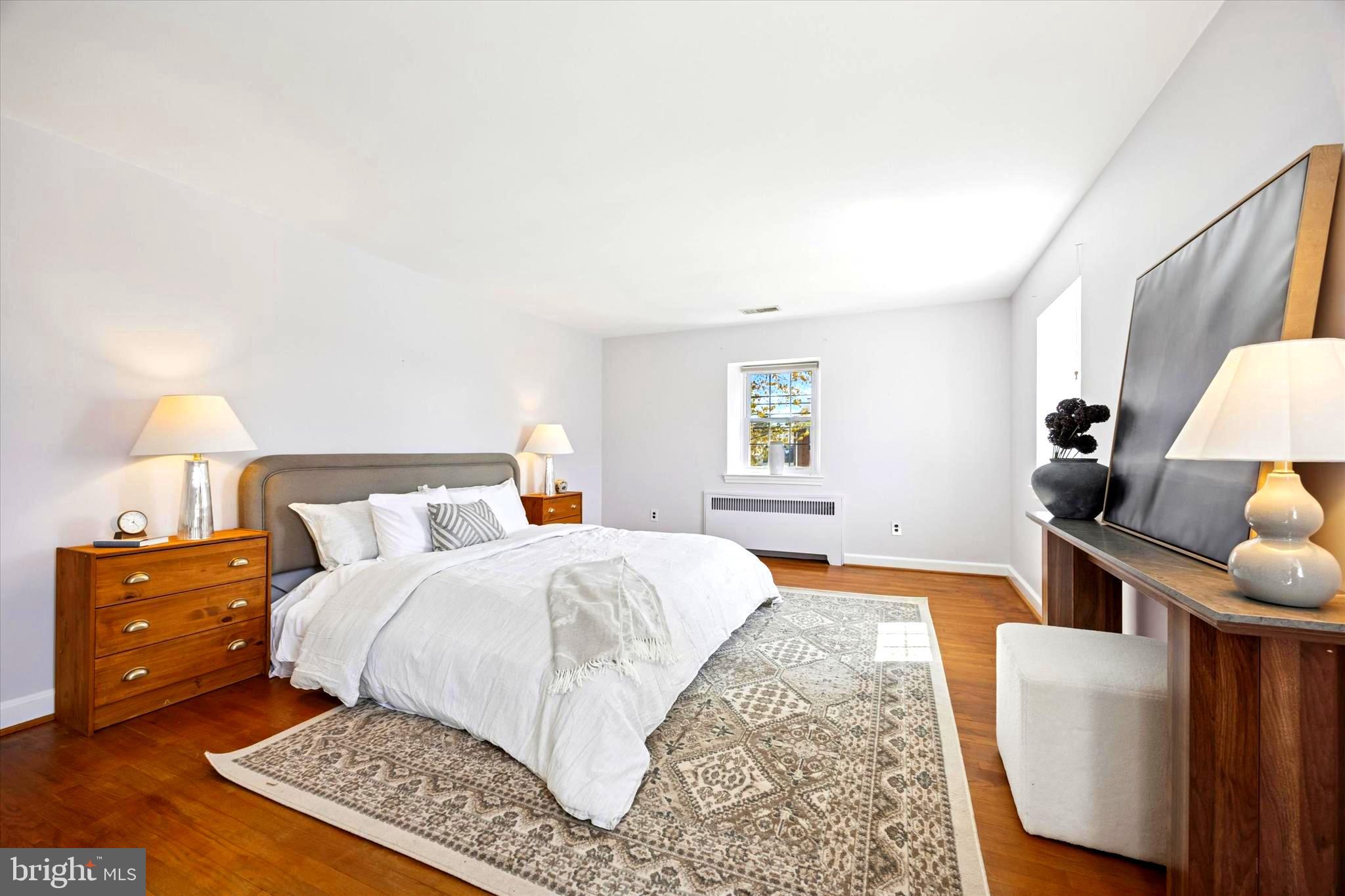 ARONIMINK ESTATES - Residential