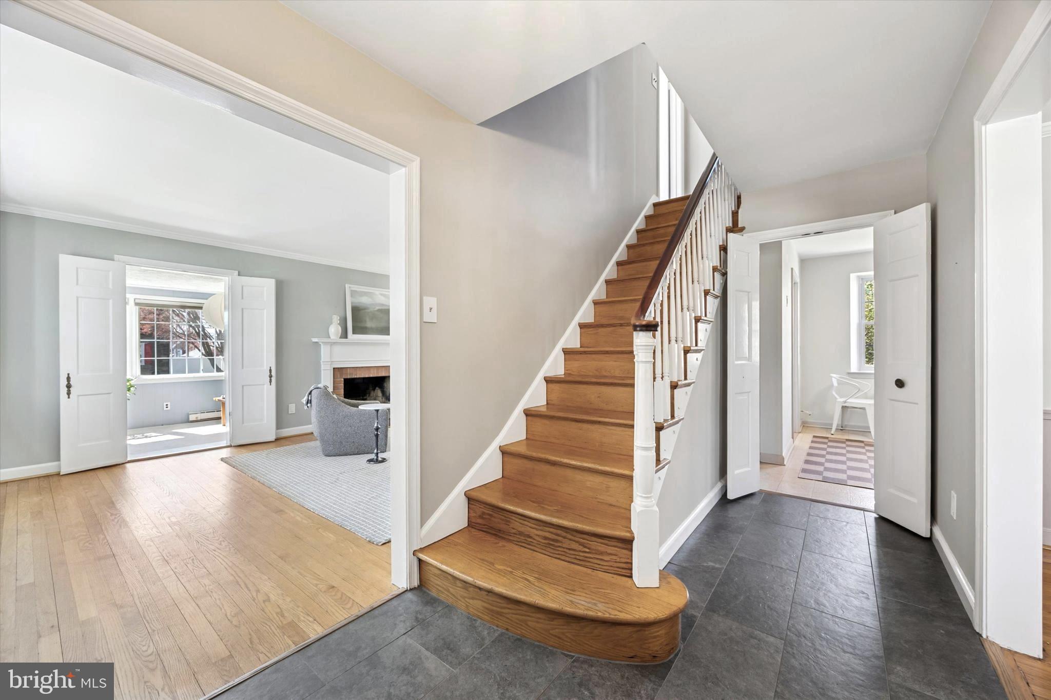 ARONIMINK ESTATES - Residential