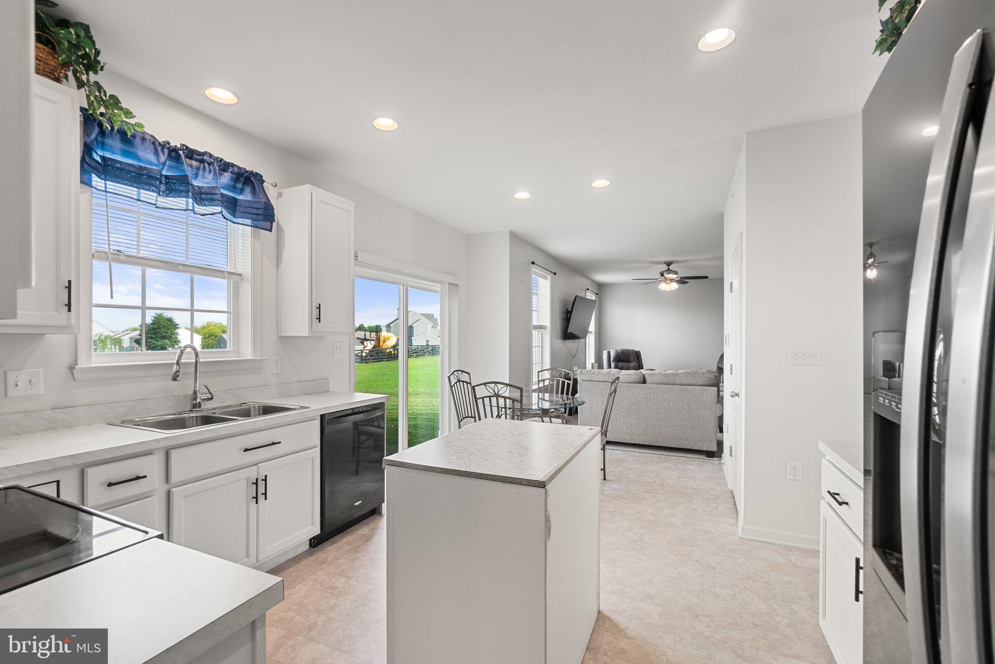 MCCAULEY CROSSING - Residential