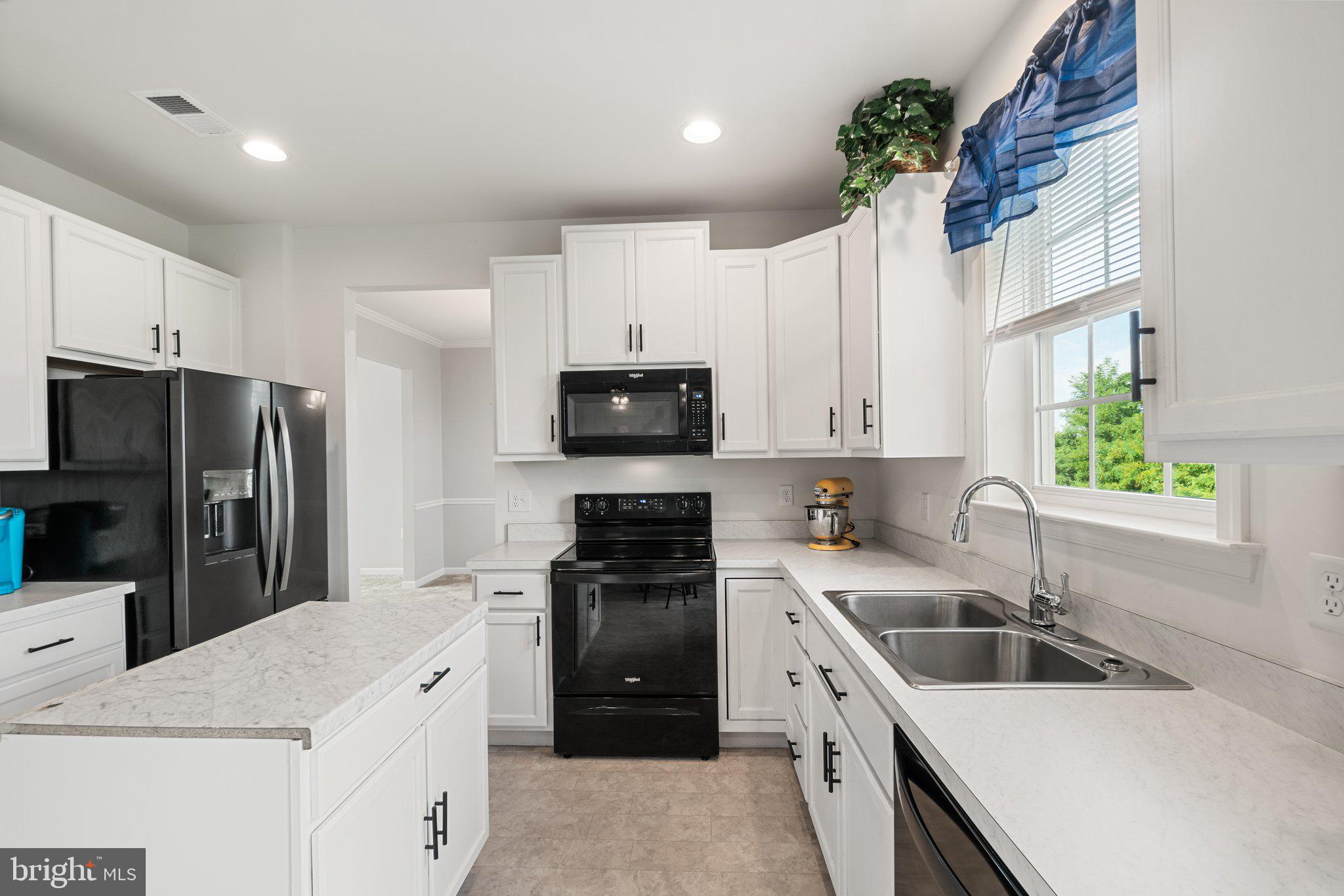 MCCAULEY CROSSING - Residential