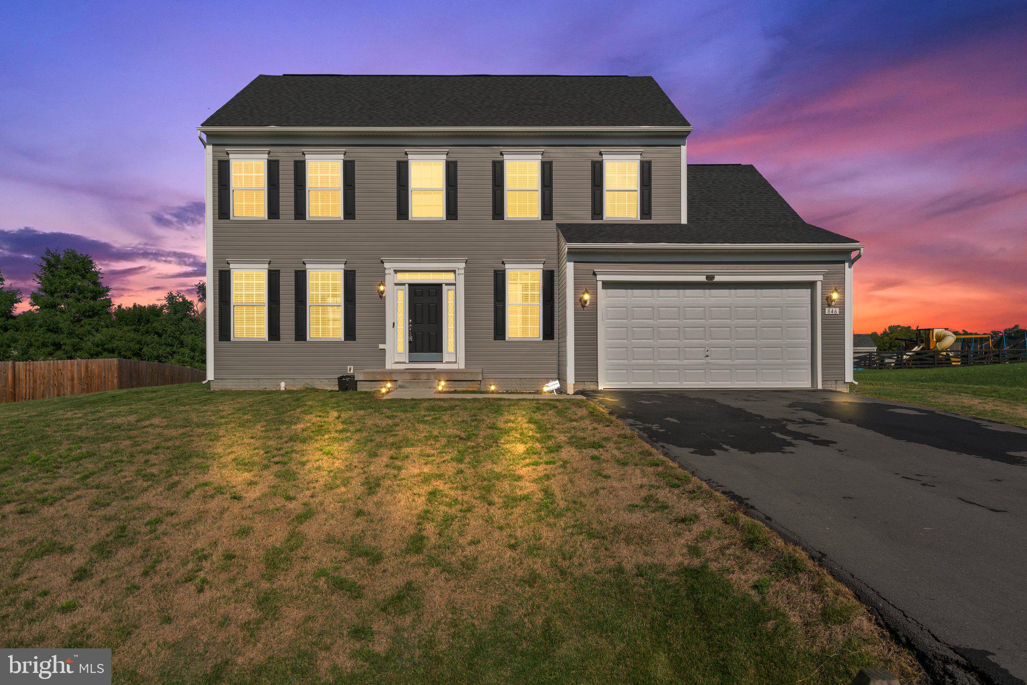 MCCAULEY CROSSING - Residential