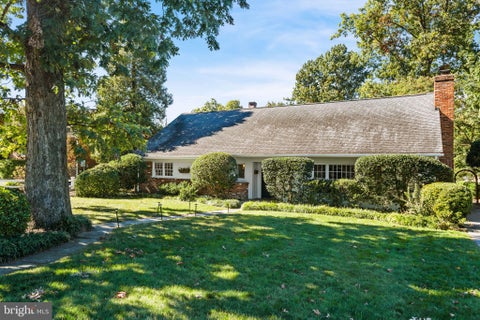 Photo of 6216 Arkendale Road, ALEXANDRIA, VA 22307 (MLS # VAFX2346298)