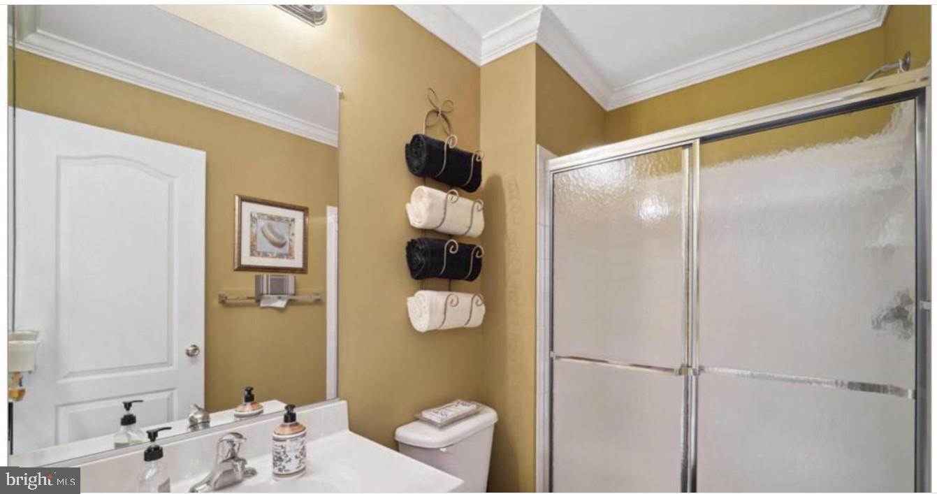 PERRYWOOD - Residential Lease