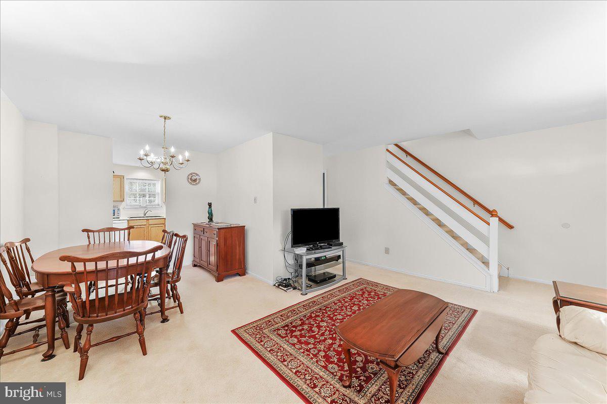 LONGWOOD CROSSING - Residential