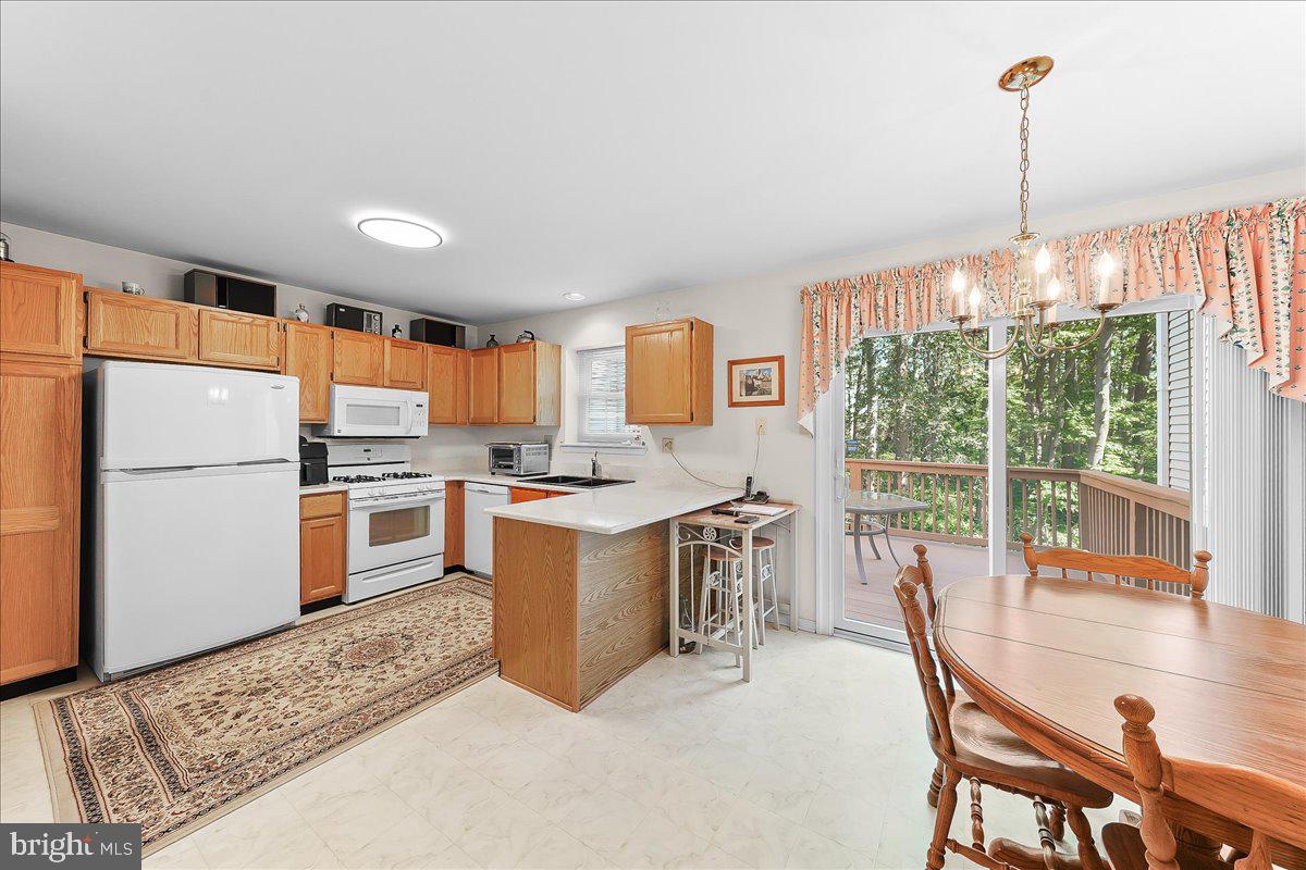LONGWOOD CROSSING - Residential