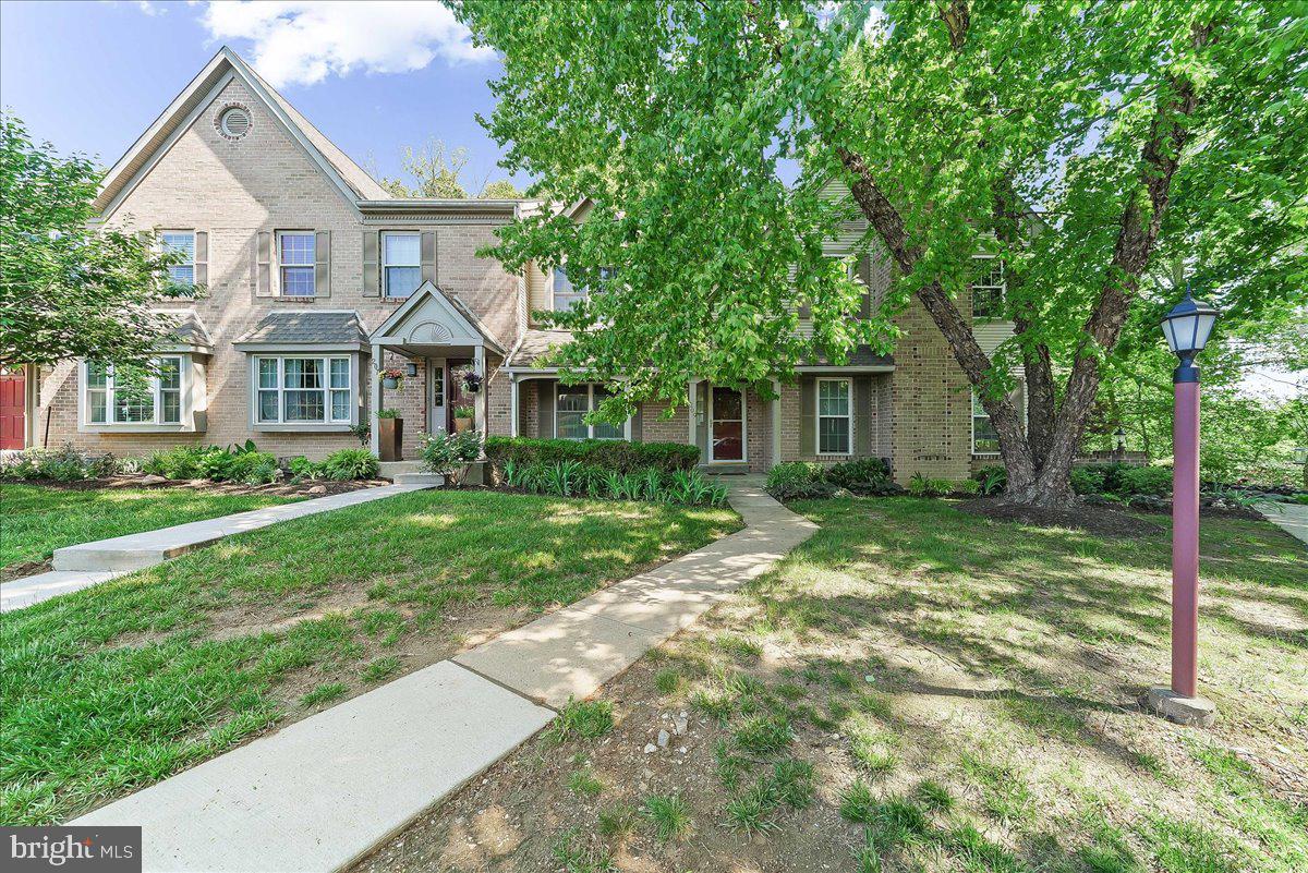 LONGWOOD CROSSING - Residential