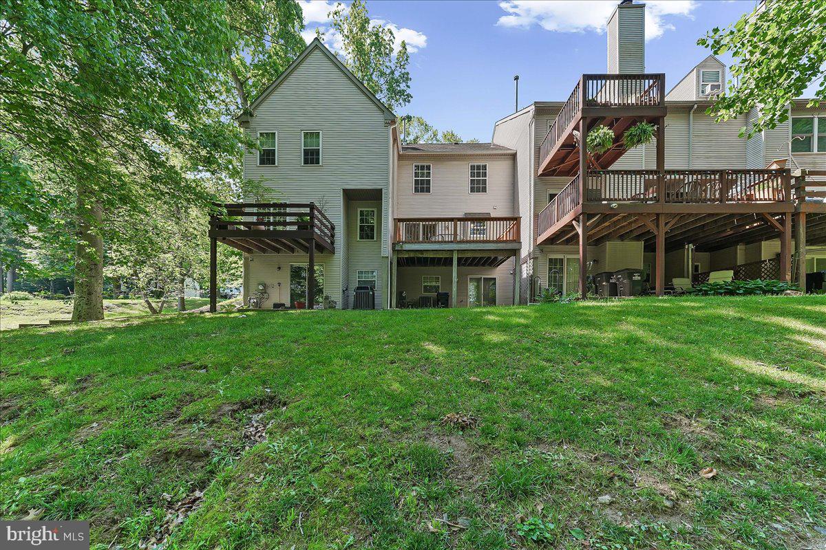 LONGWOOD CROSSING - Residential