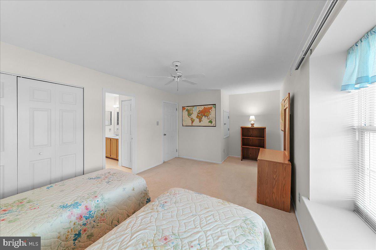 LONGWOOD CROSSING - Residential