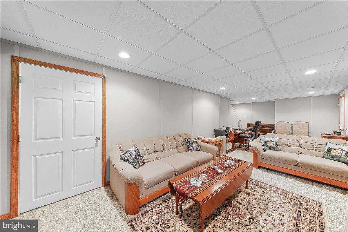 LONGWOOD CROSSING - Residential