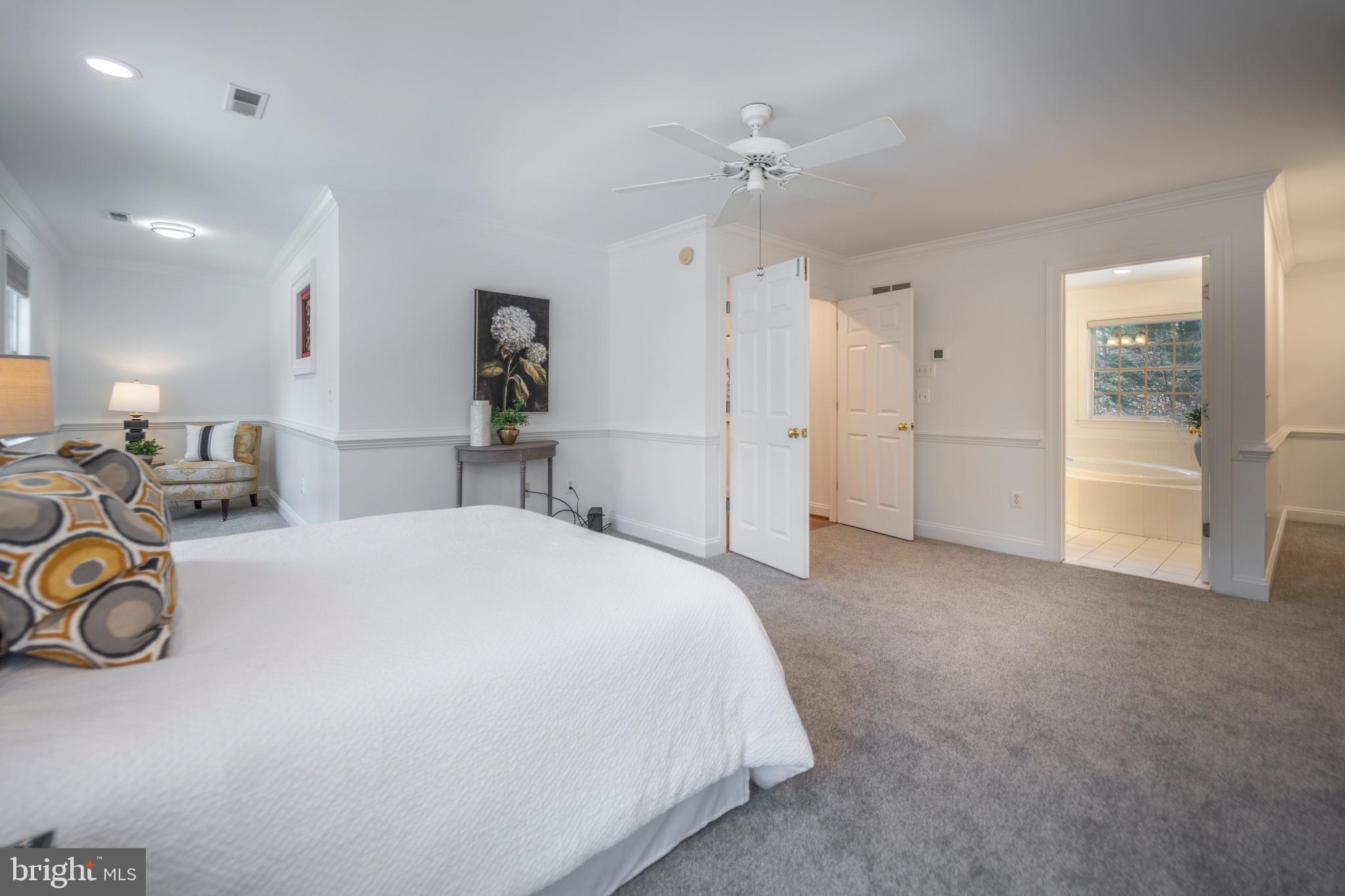 HONEYSUCKLE HILL - Residential