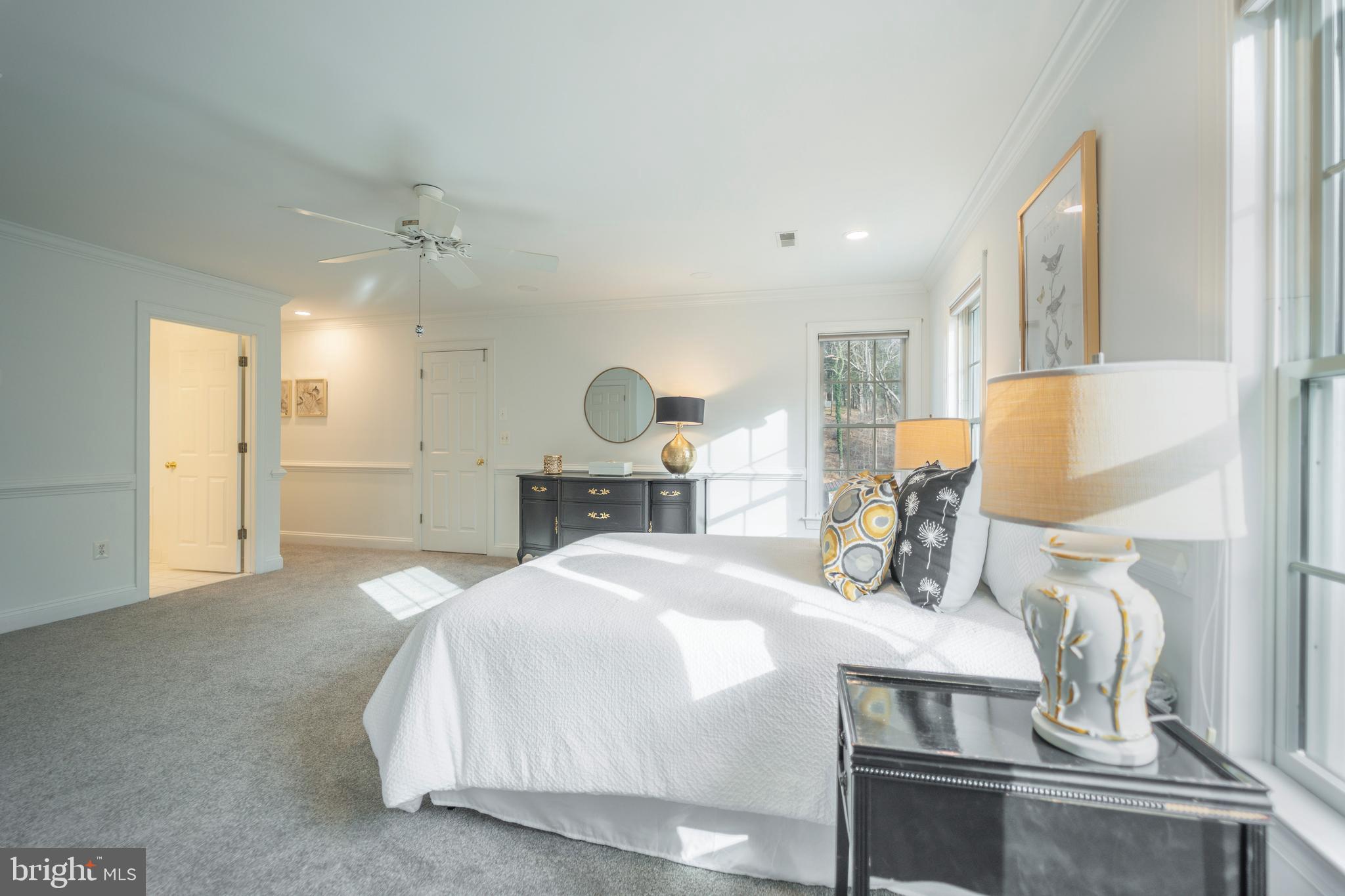 HONEYSUCKLE HILL - Residential