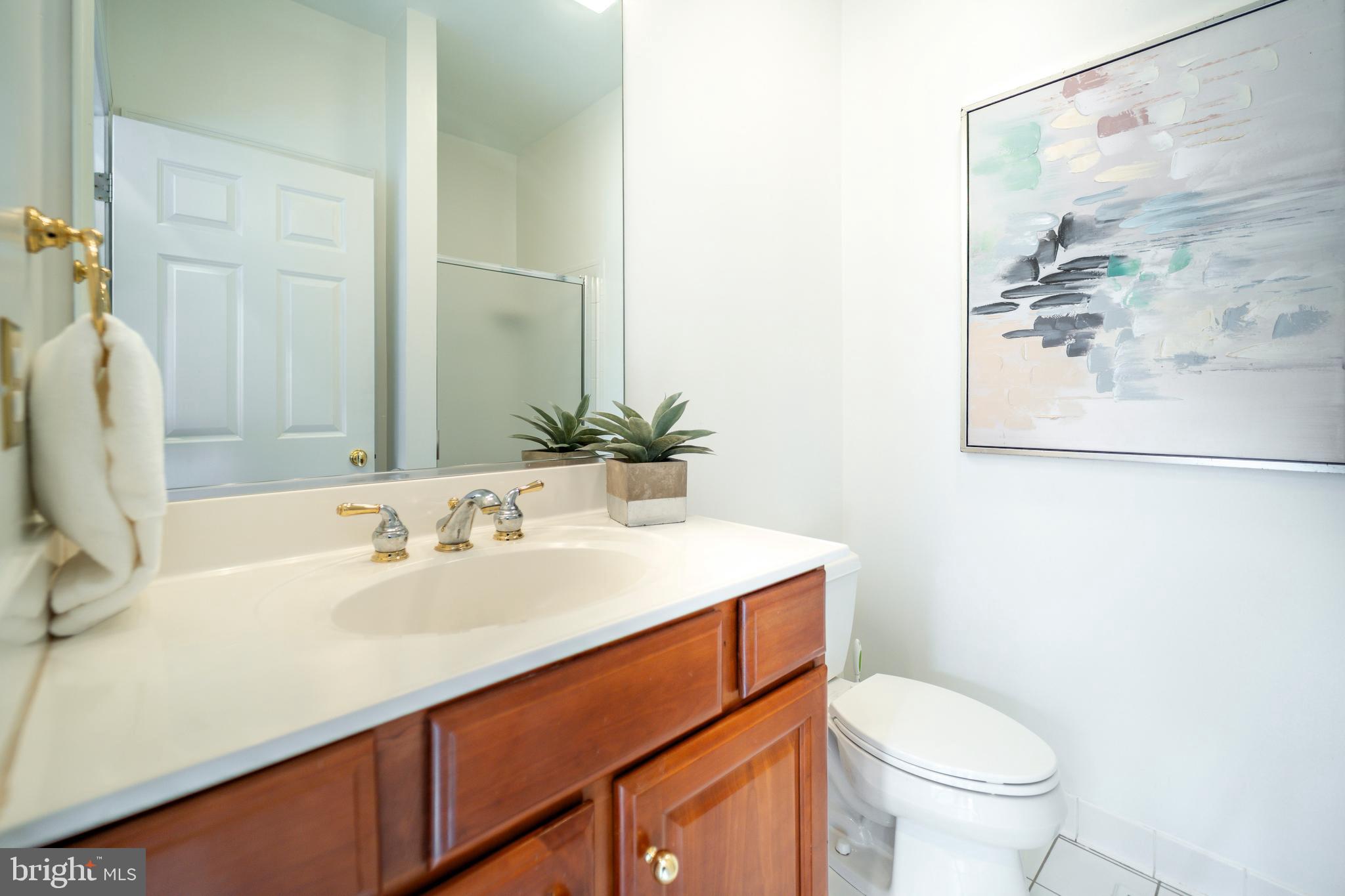 HONEYSUCKLE HILL - Residential