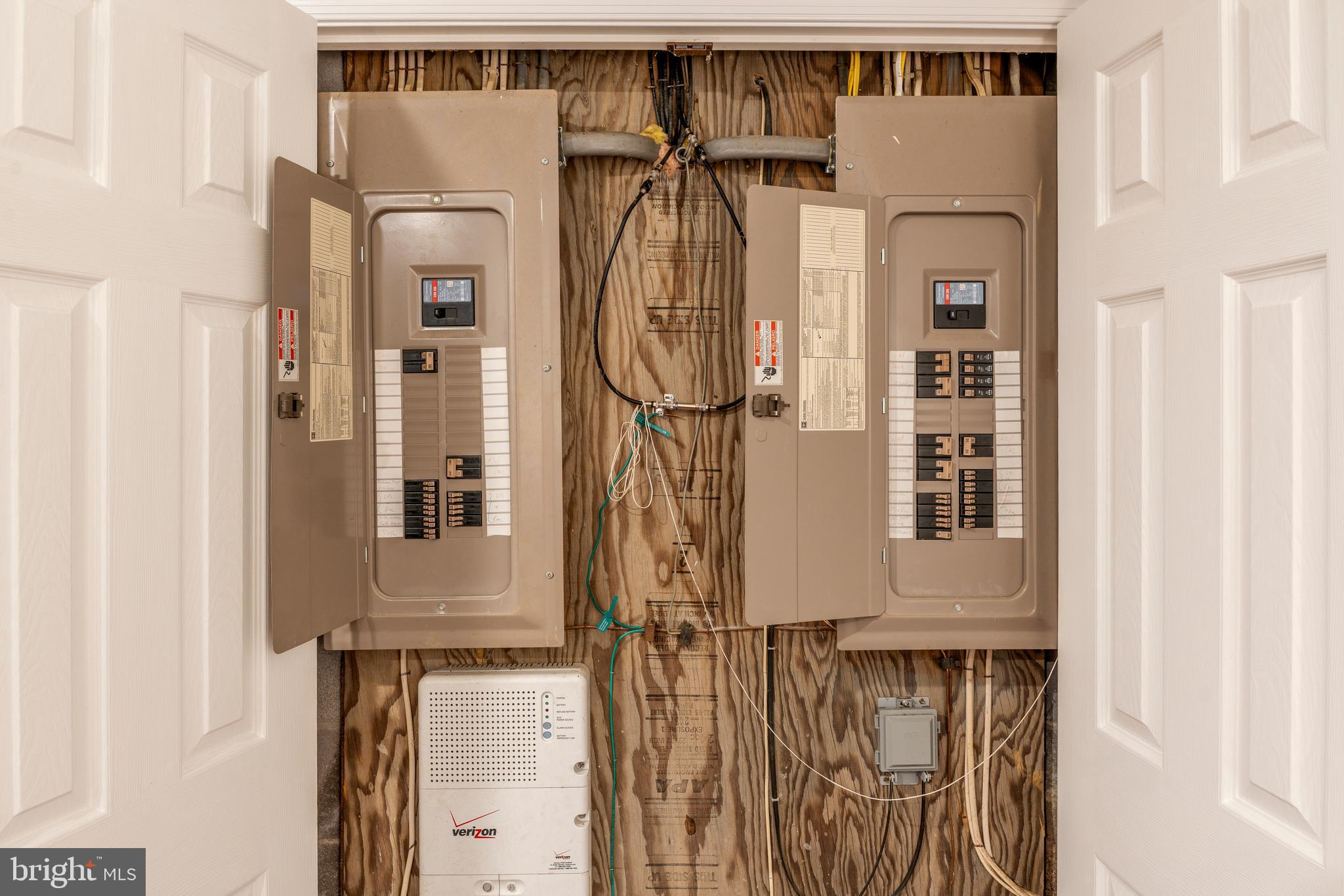 HONEYSUCKLE HILL - Residential