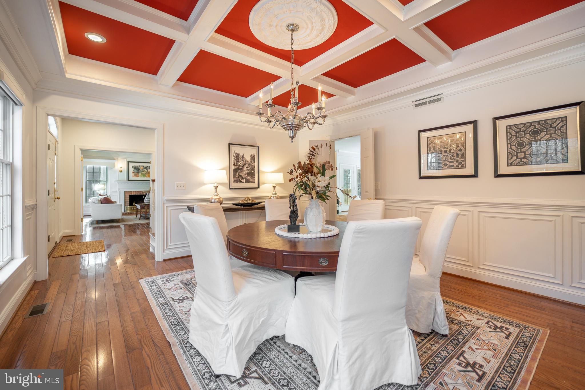 HONEYSUCKLE HILL - Residential