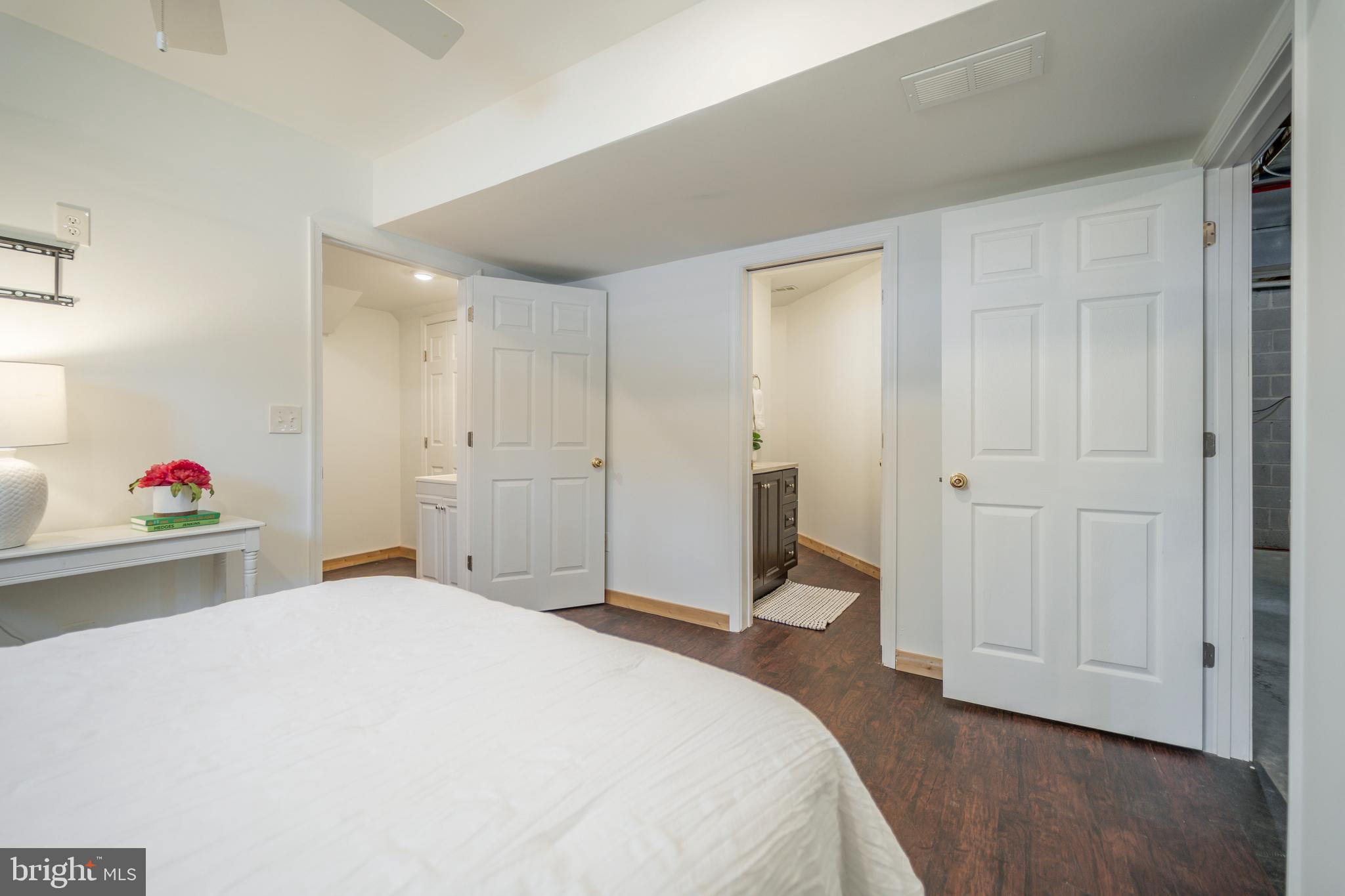 HONEYSUCKLE HILL - Residential